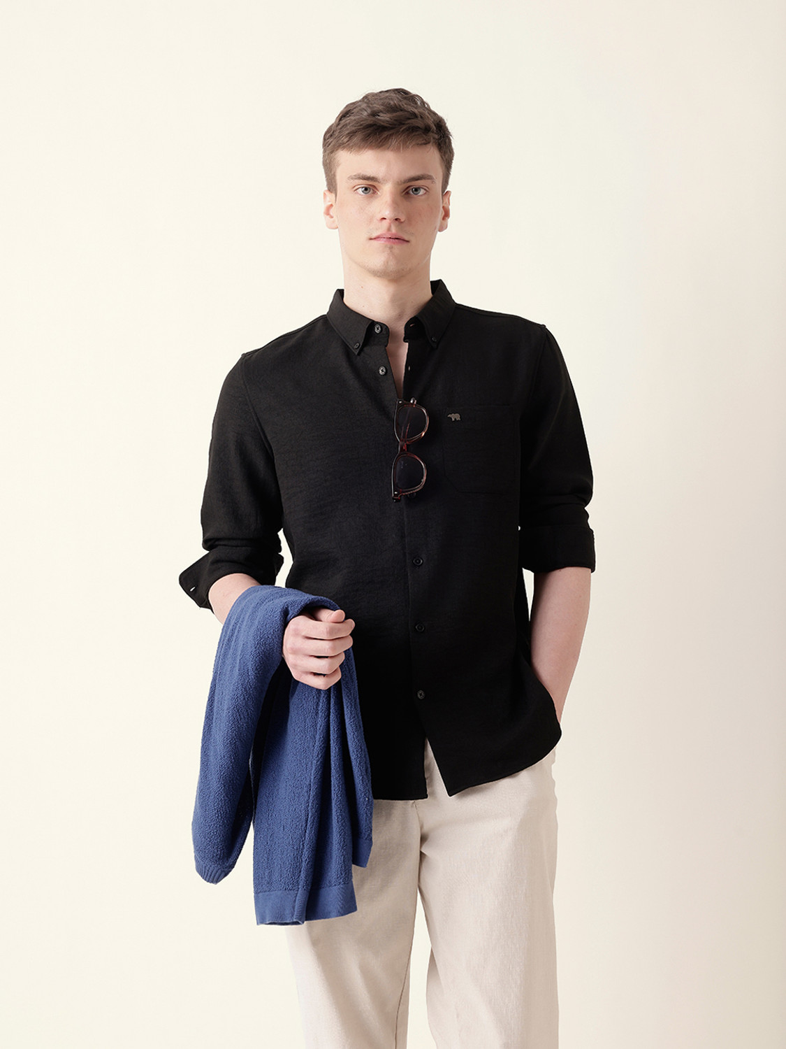 Image of THE BEAR HOUSE Men Solid Casual Black Shirt