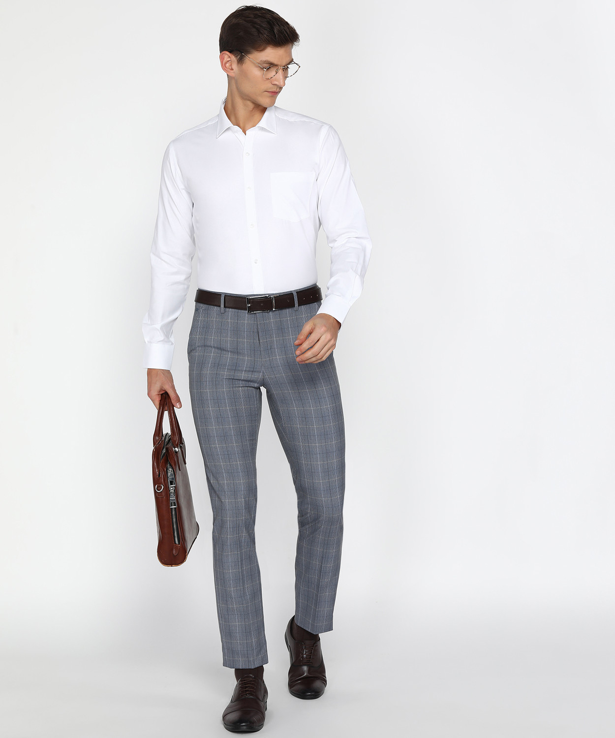 Image of PARK AVENUE Men Solid Formal White Shirt