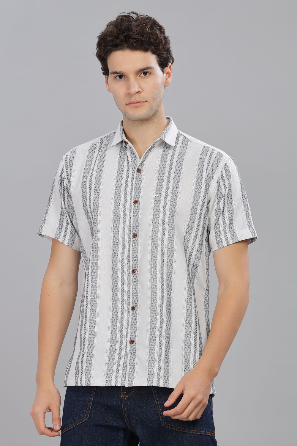 Image of MILDIN Men Striped Casual White Shirt
