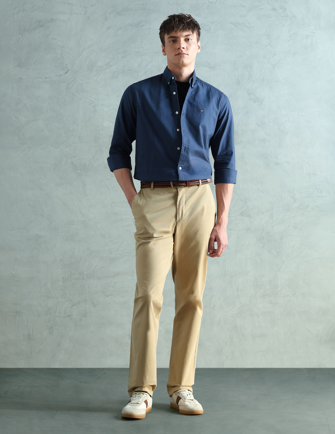 Image of Arrow Sport Men Solid Casual Blue Shirt