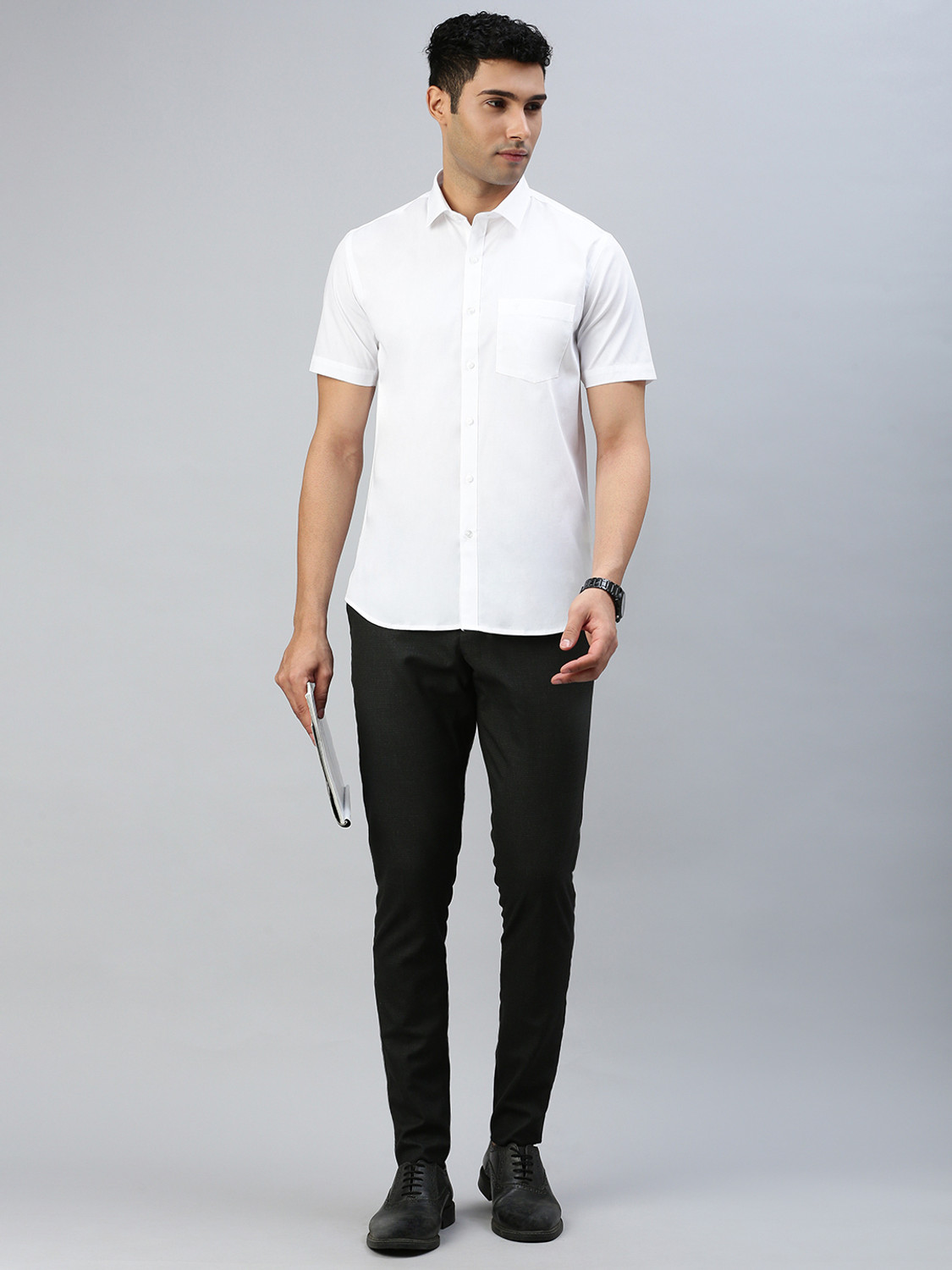 Image of Ramraj Cotton Men Solid Formal White Shirt