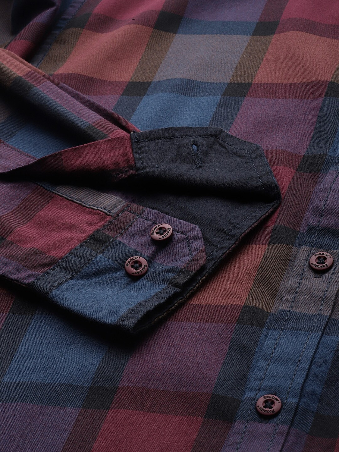 Image of Roadster Men Checkered Casual Maroon Shirt
