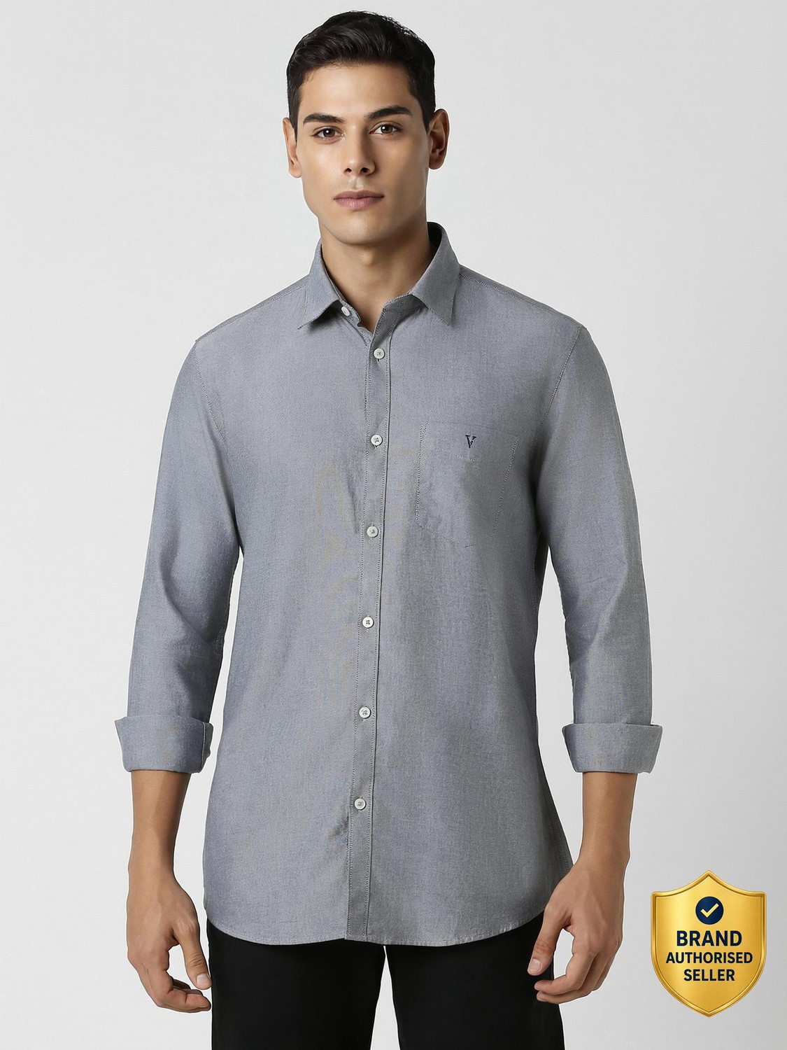 Image of VAN HEUSEN SPORT Men Solid Casual Black Shirt