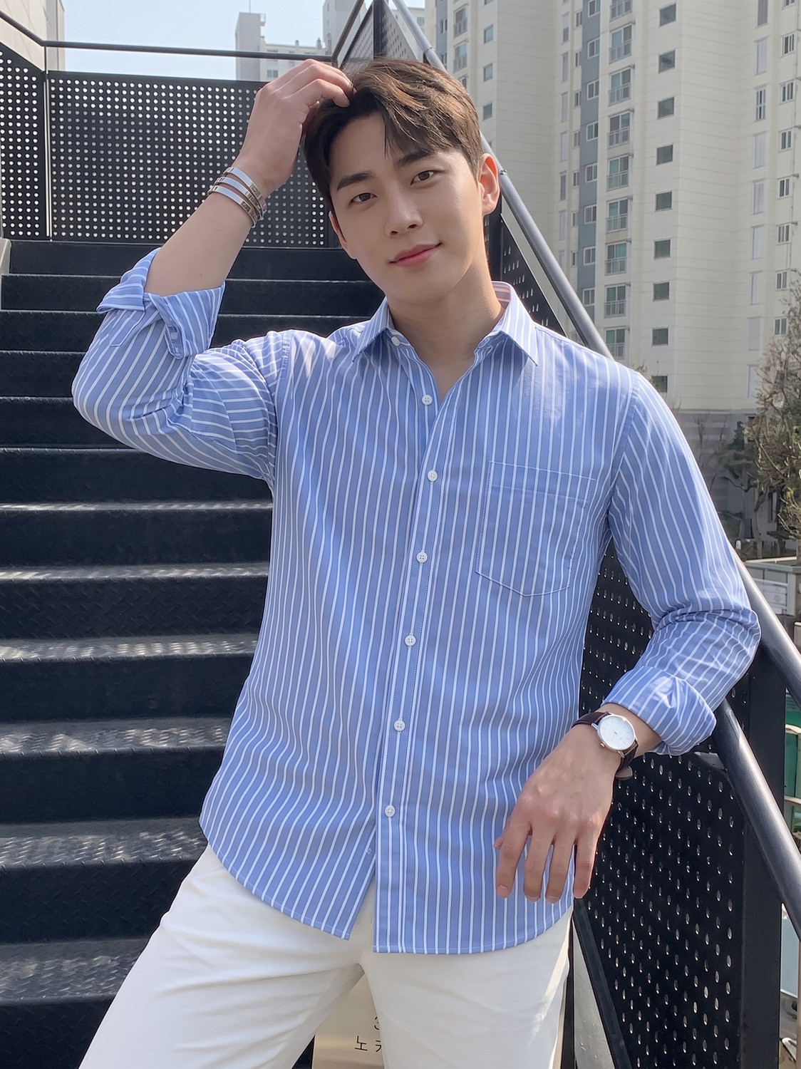 Image of indossare Men Striped Casual Blue Shirt