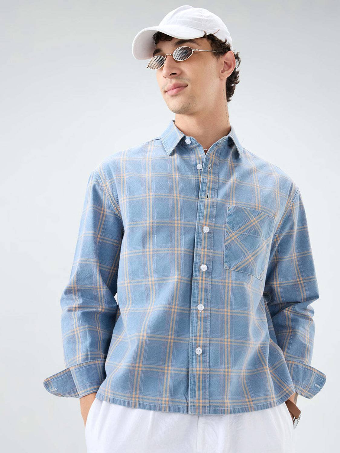 VASTRADO Men Checkered Casual Blue Shirt