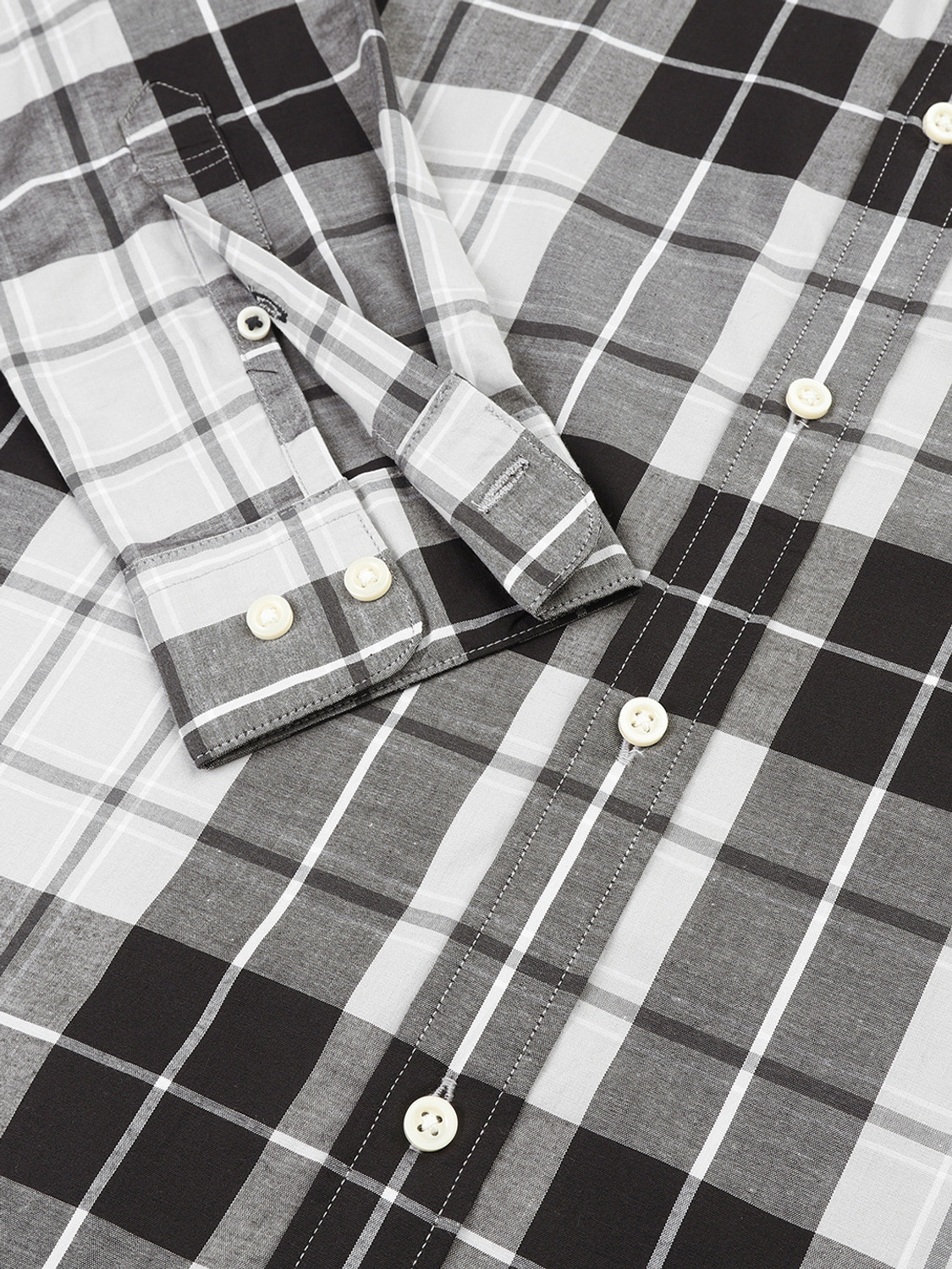 Image of TOMMY HILFIGER Men Slim Fit Checkered Casual Shirt