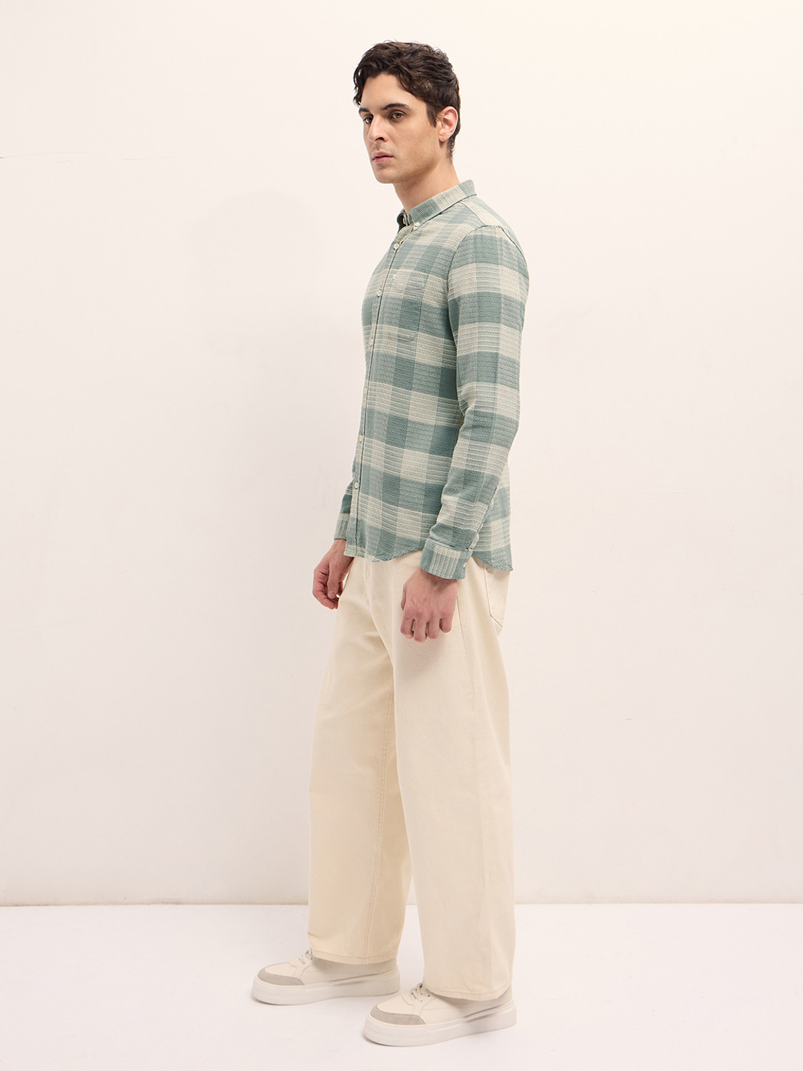 Image of THE BEAR HOUSE Men Checkered Casual Green Shirt