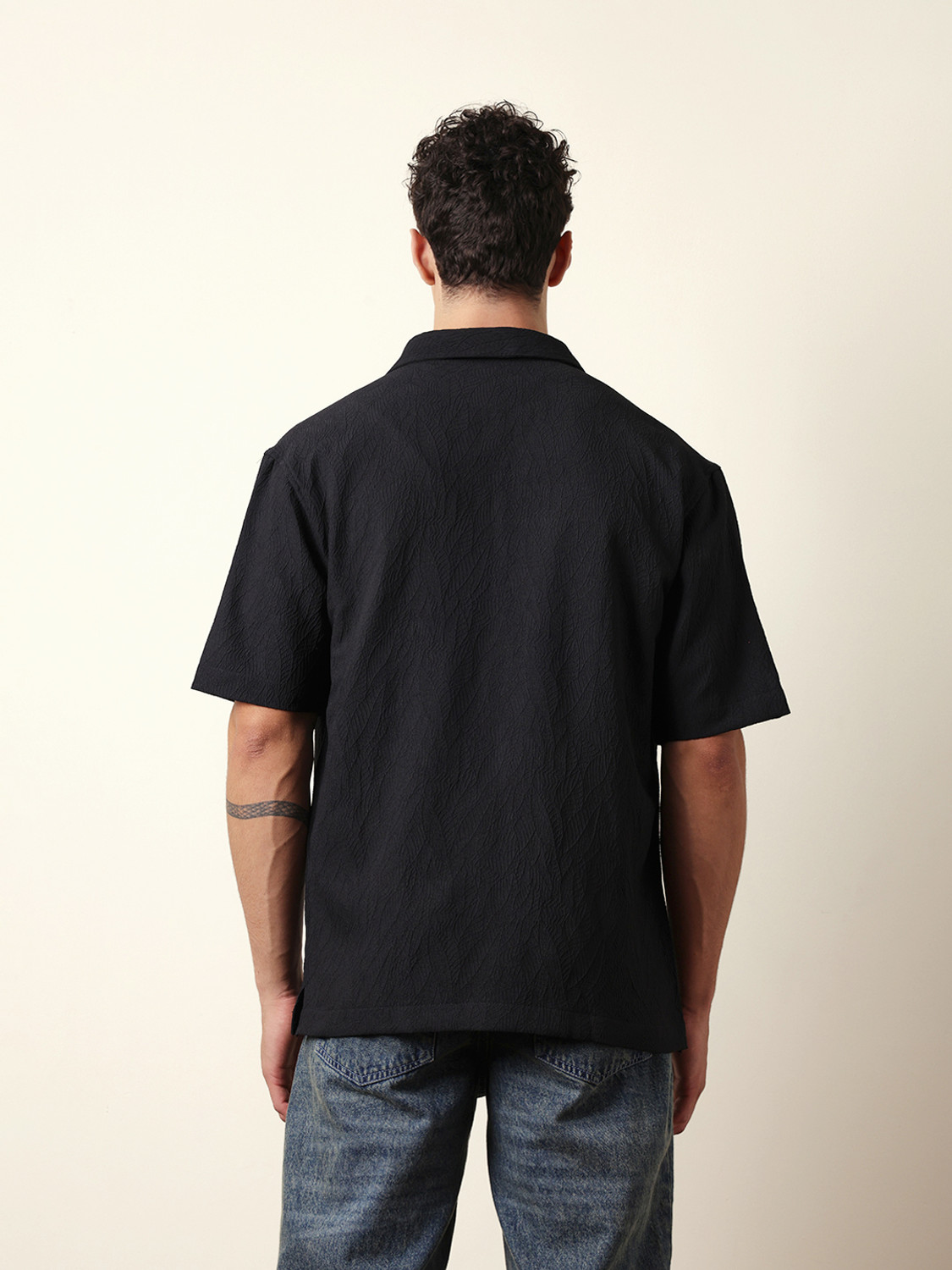 Image of THE BEAR HOUSE Men Solid Casual Black Shirt