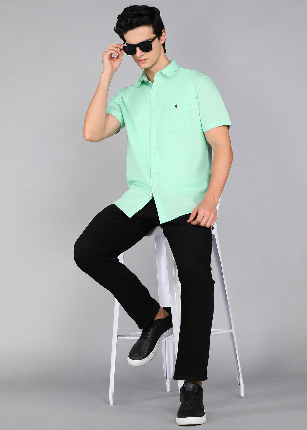 Image of Louis Philippe Jeans Men Solid Casual Light Green Shirt