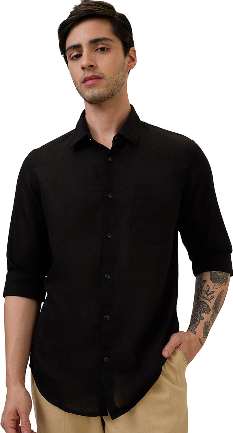 Image of Spykar Men Solid Casual Black Shirt