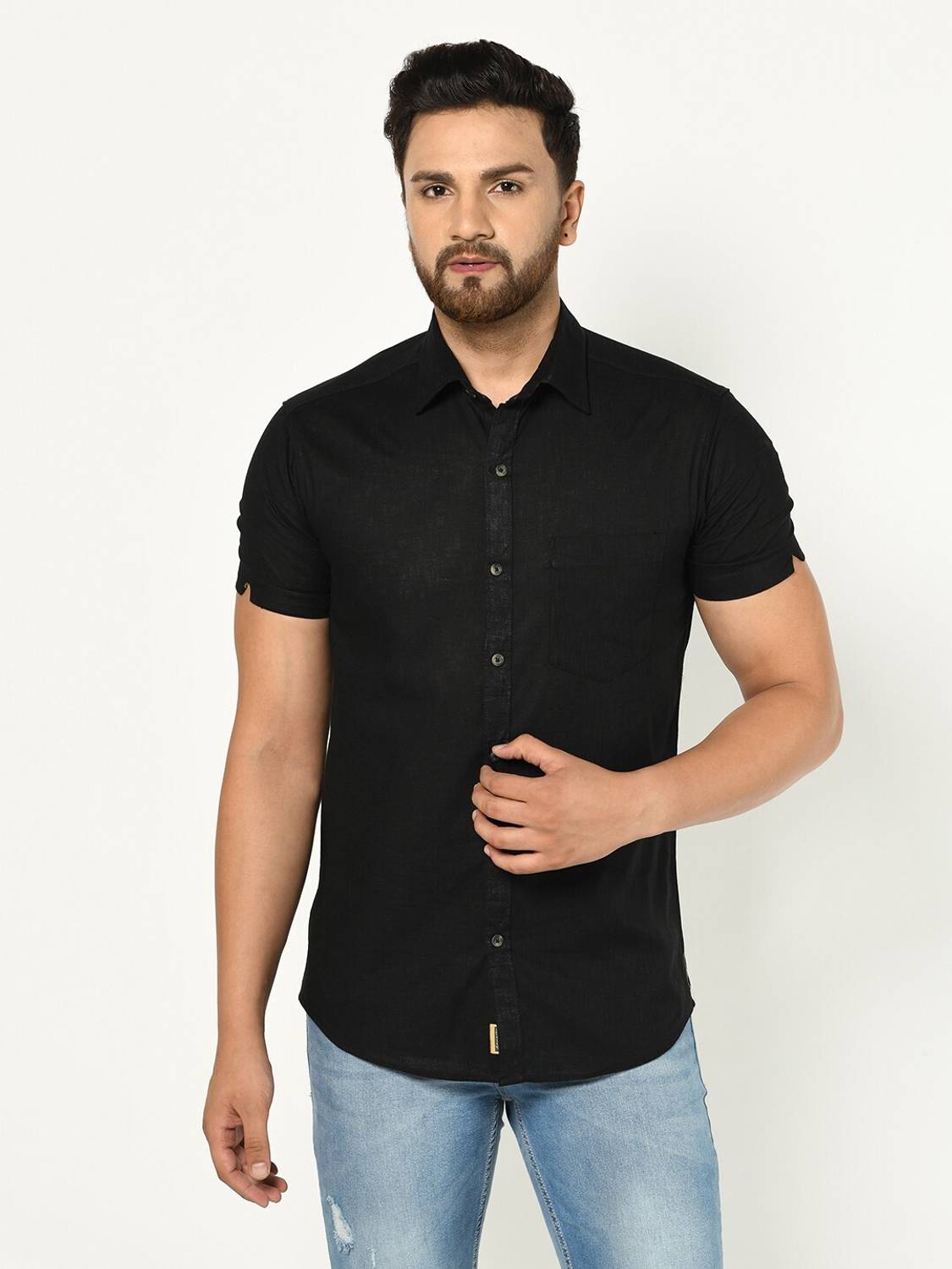 Apuesto Men Solid Casual Black Shirt