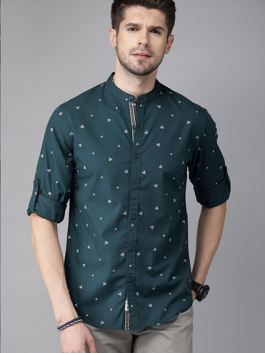 Image of Roadster Men Printed Casual Green Shirt