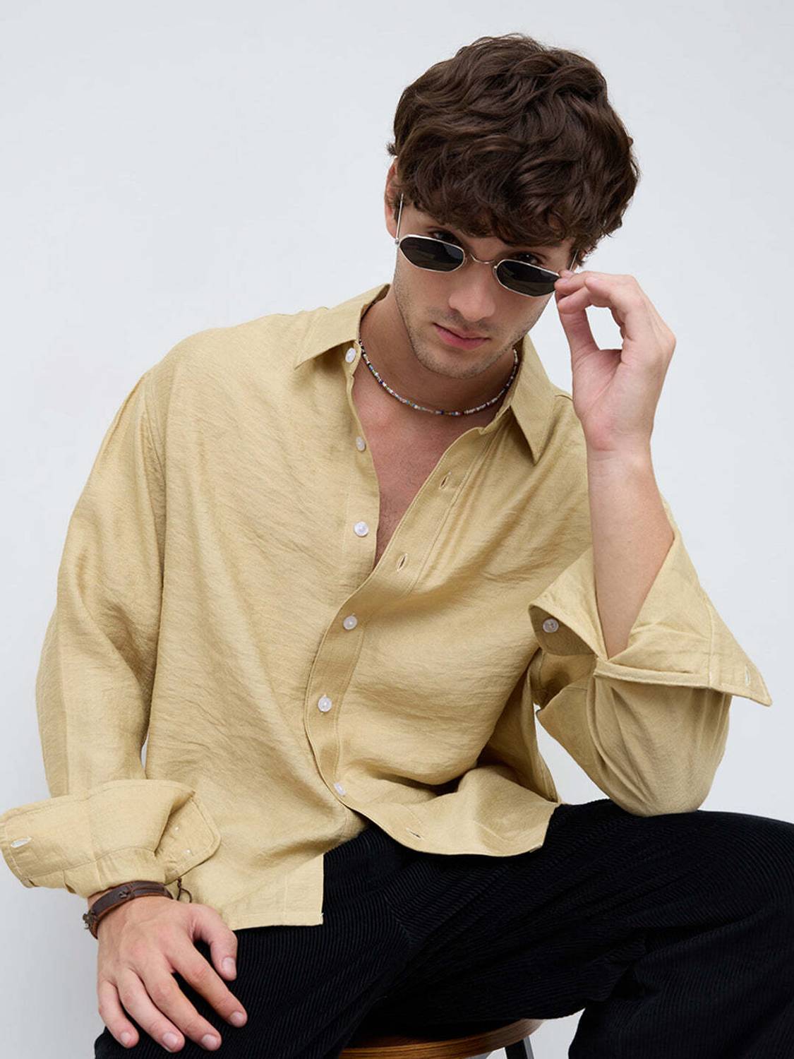 VASTRADO Men Boxy Fit Solid Cut Away Collar Casual Shirt - Image 1