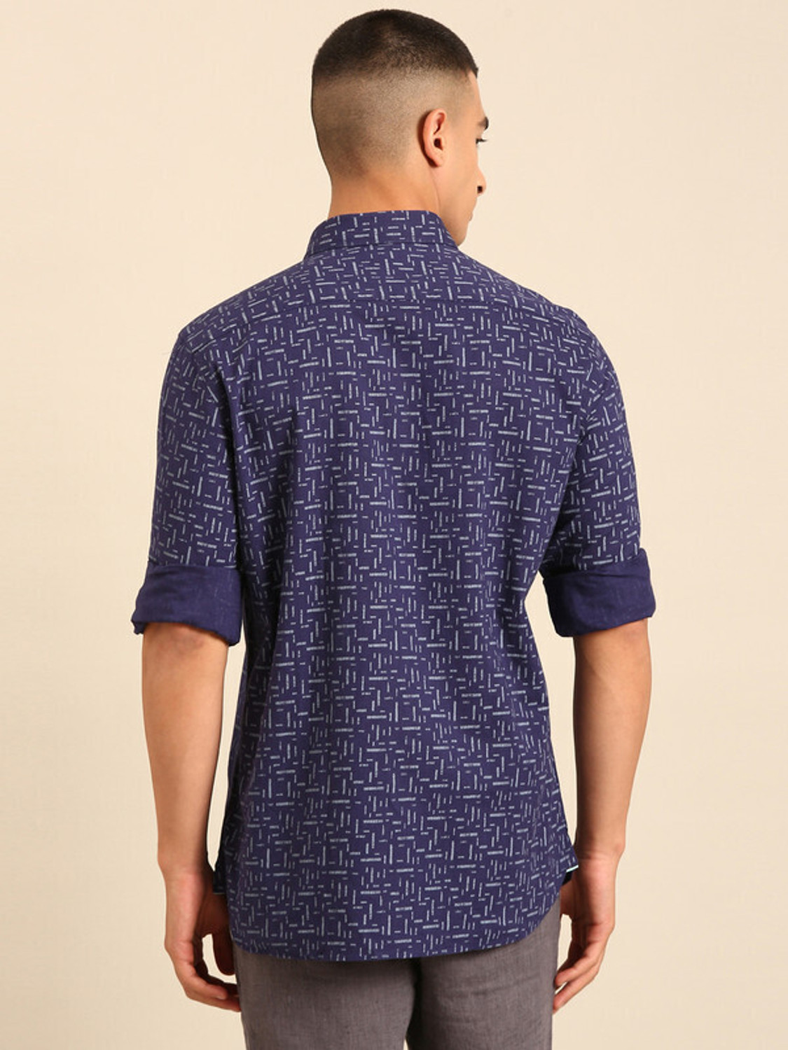Image of CAVALLO BY LINEN CLUB Men Printed Casual Blue Shirt