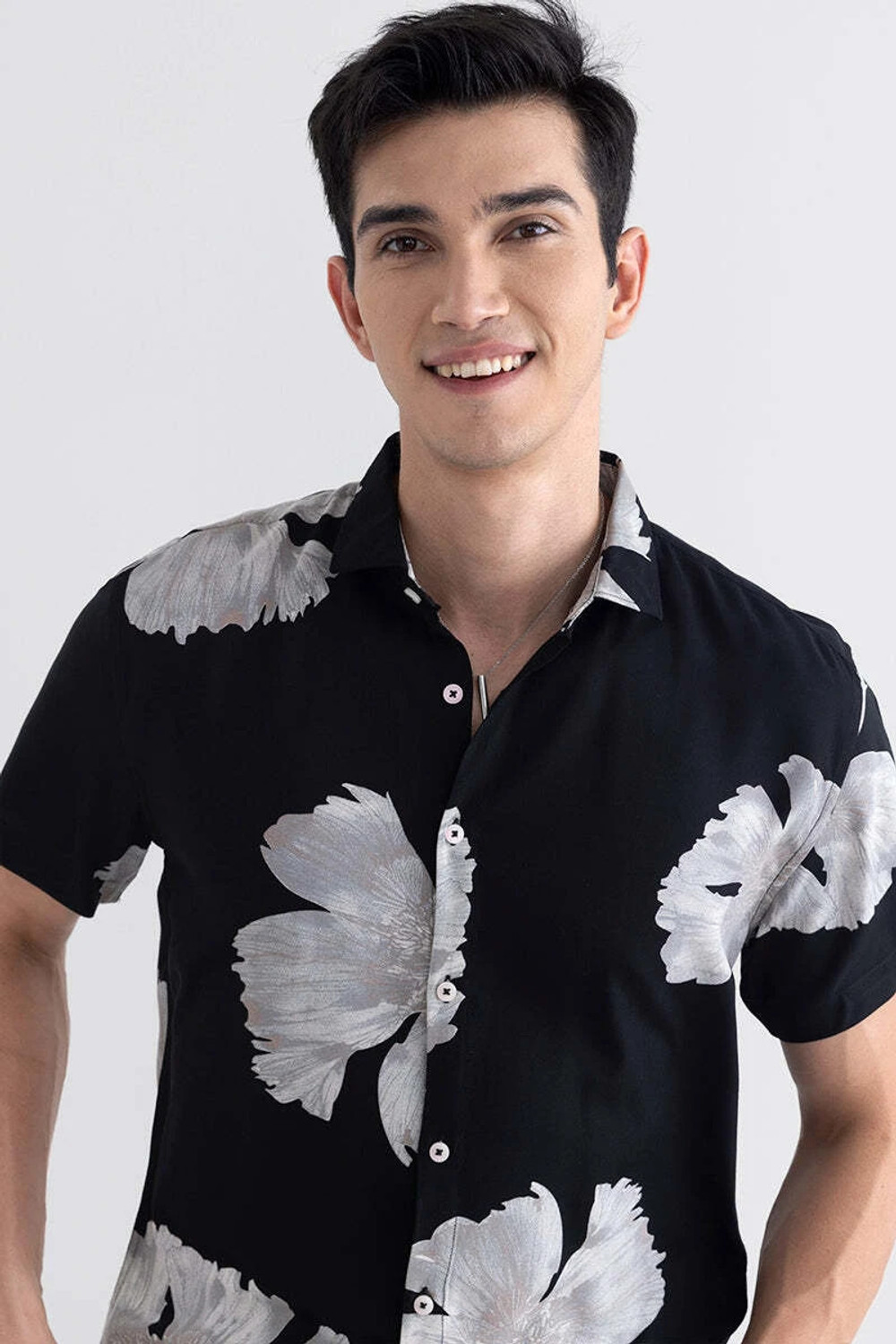 Image of Snitch Men Floral Print Casual Black Shirt