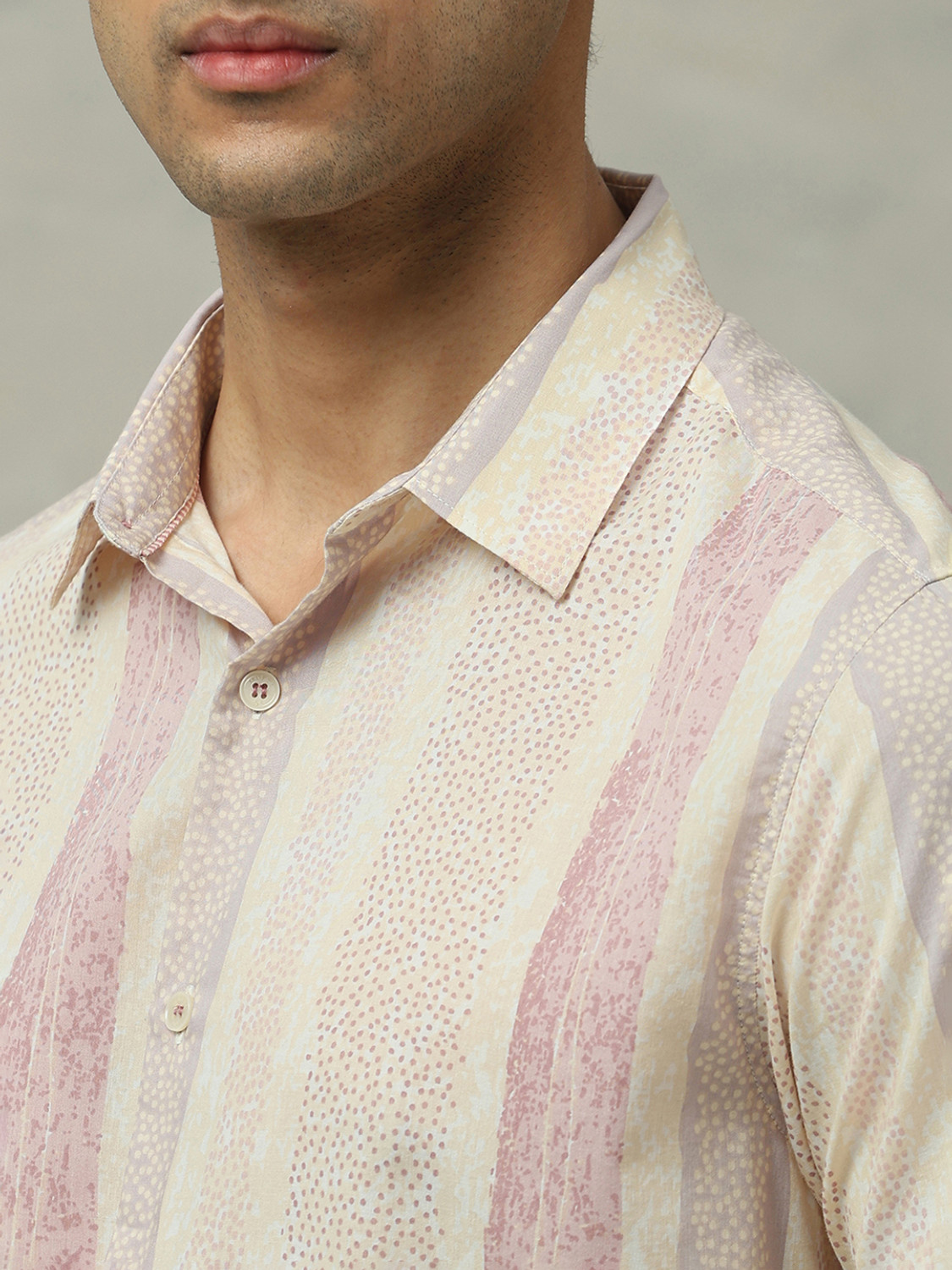 Image of MUFTI Men Printed Casual Pink Shirt
