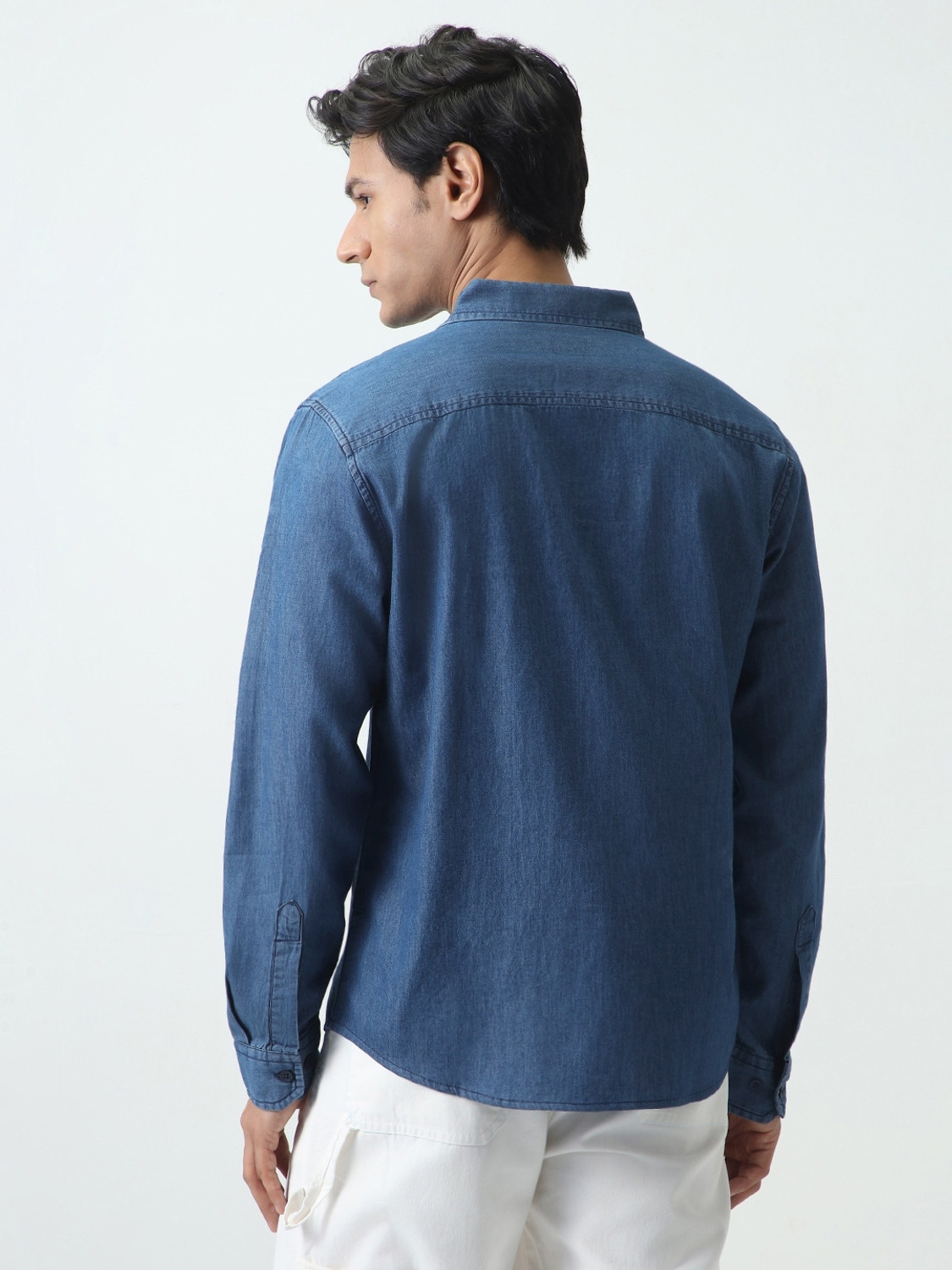 Image of Urbano Fashion Men Solid Casual Blue Shirt