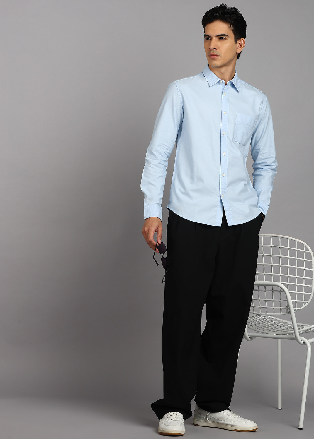 Image of FLYING MACHINE Men Solid Casual Light Blue Shirt