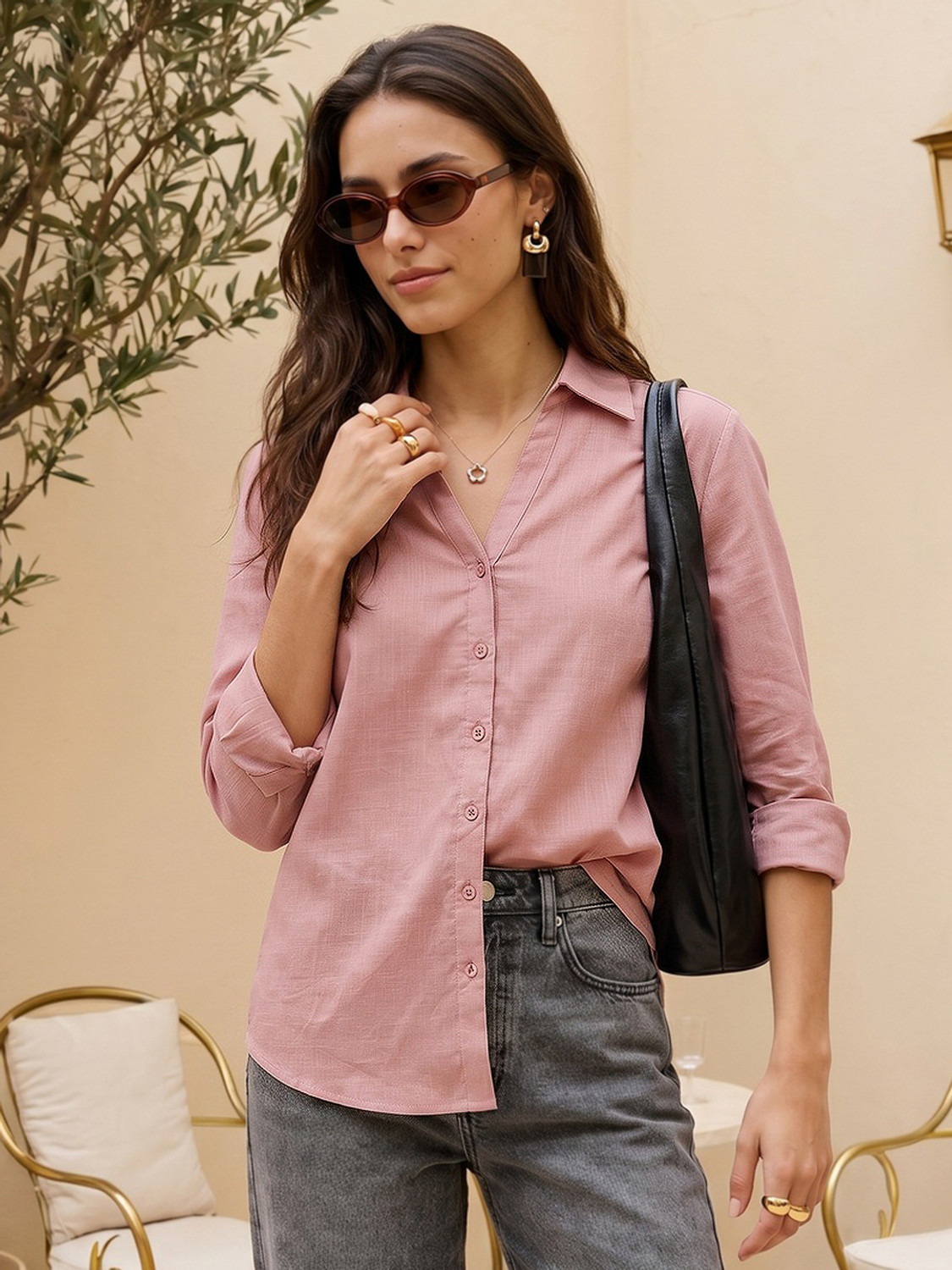 Image of Urbano Fashion Women Solid Casual Pink Shirt