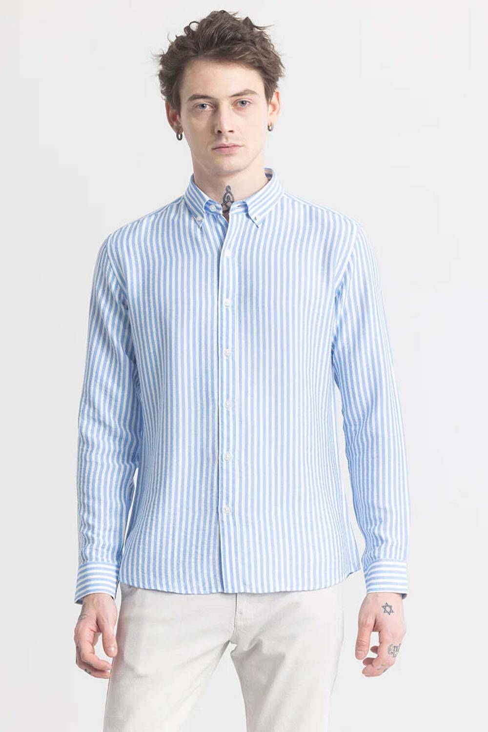 U TURN Men Checkered Casual Blue Shirt - Image 3