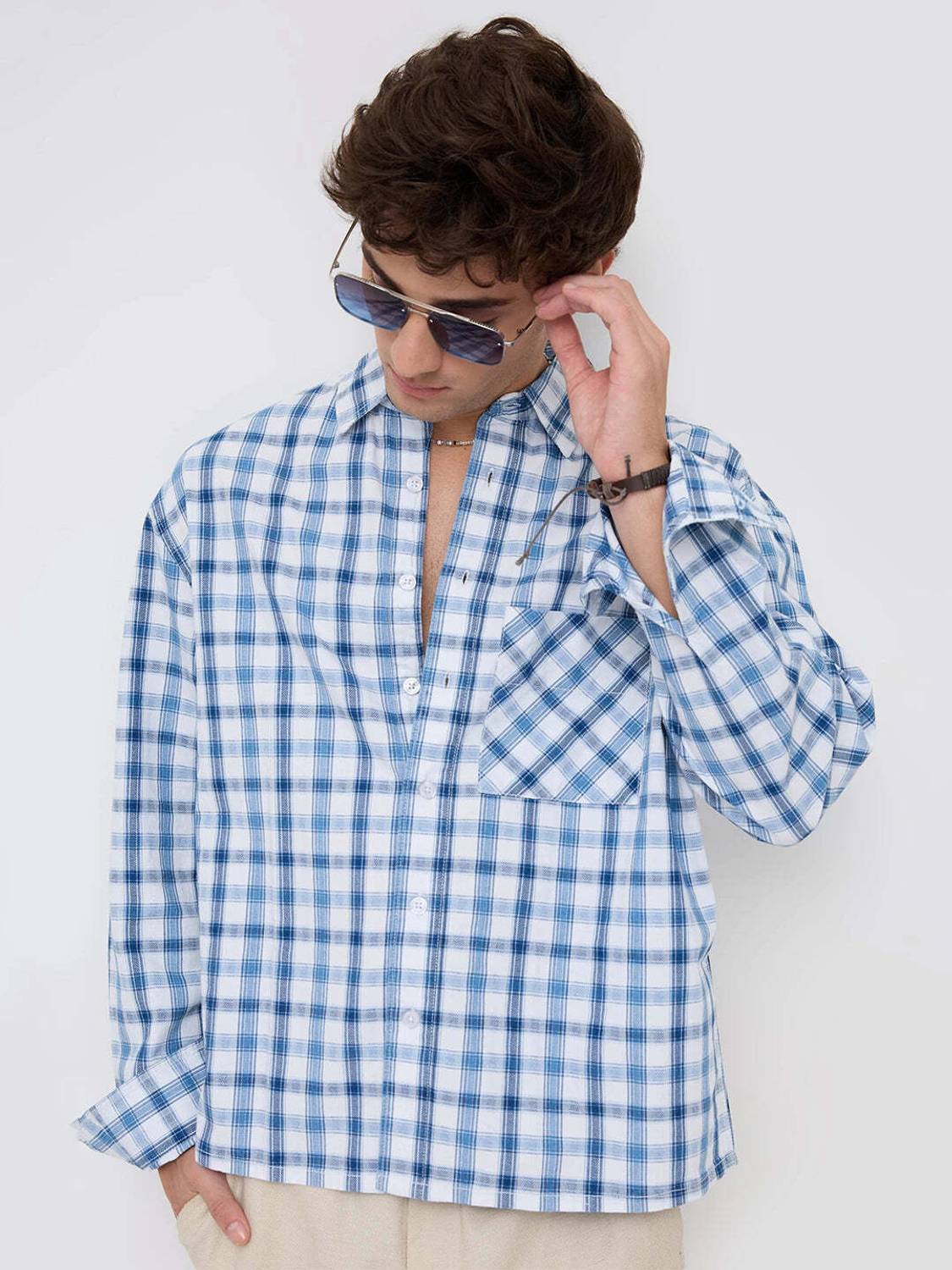 VASTRADO Men Checkered Casual Multicolor Shirt - Image 4