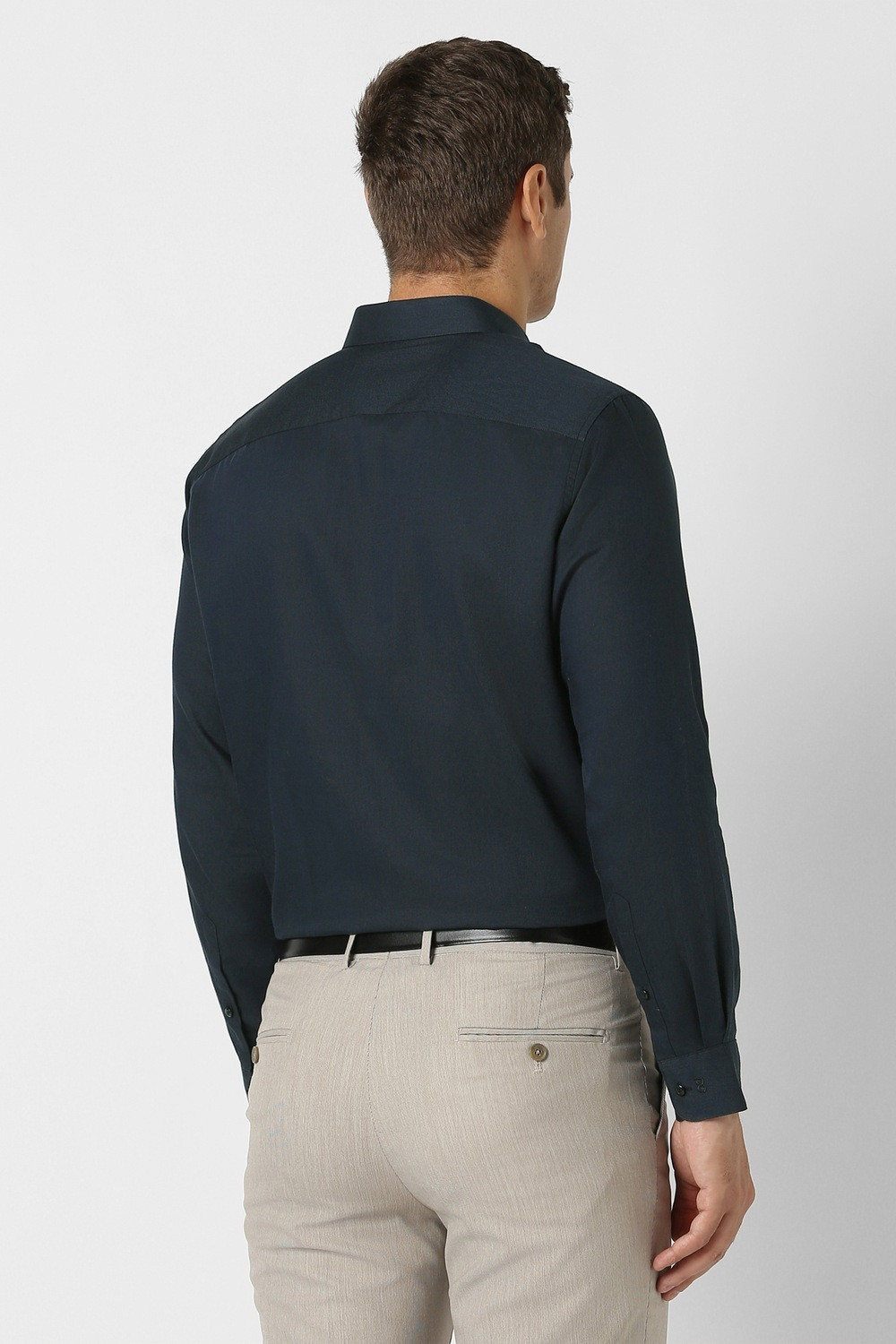 Image of PETER ENGLAND Men Slim Fit Solid Formal Shirt