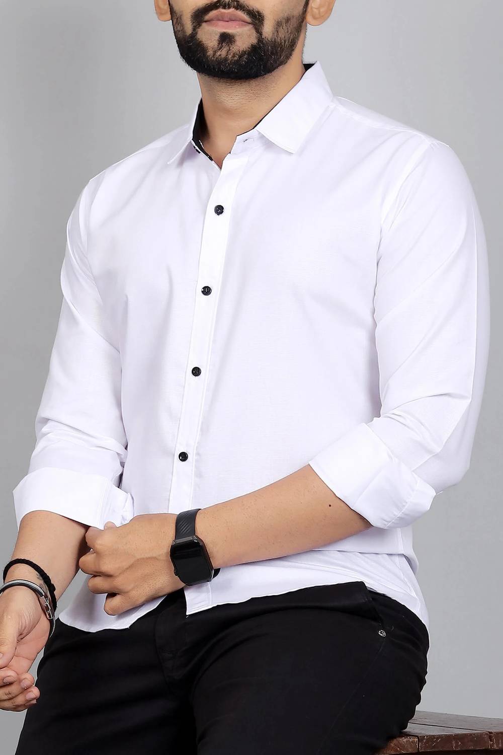 METRONAUT Men Regular Fit Solid Spread Collar Casual Shirt