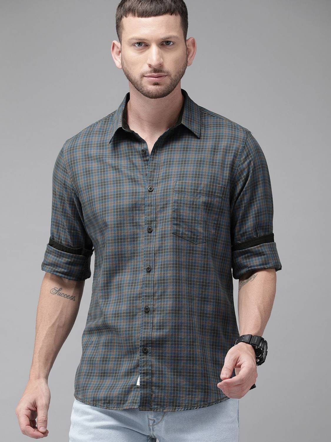 Roadster Men Checkered Casual Grey Shirt - Image 5