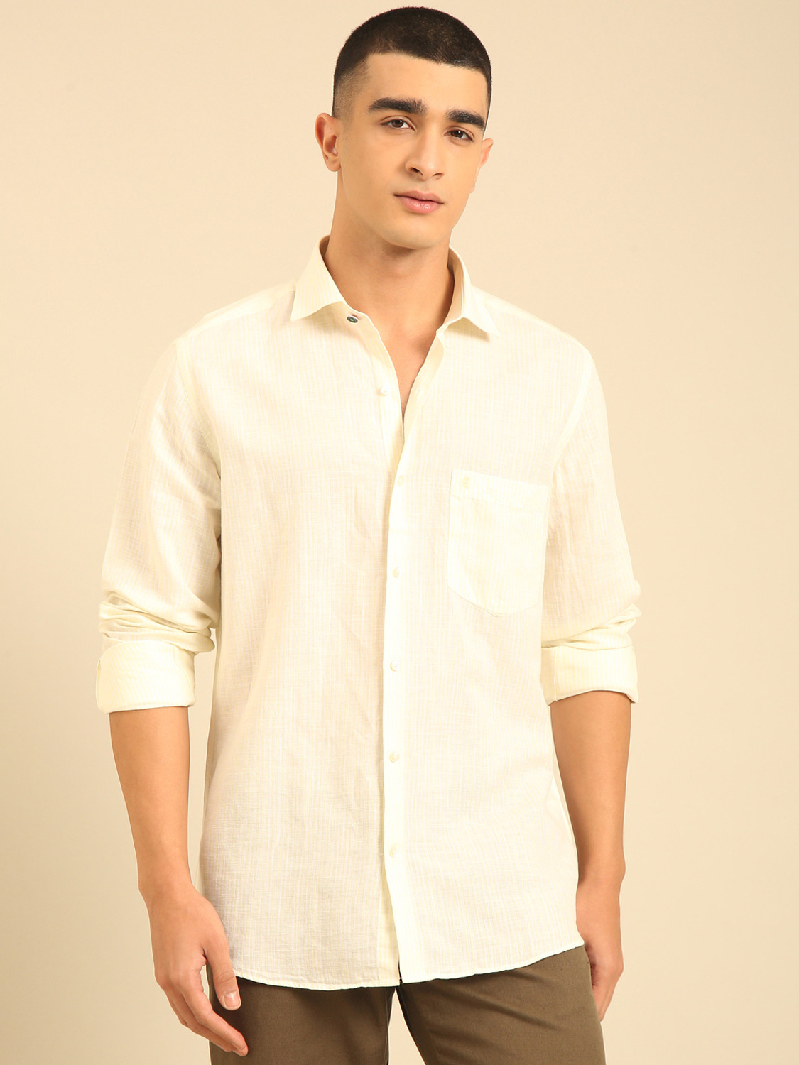Image of CAVALLO BY LINEN CLUB Men Regular Fit Solid Casual Shirt