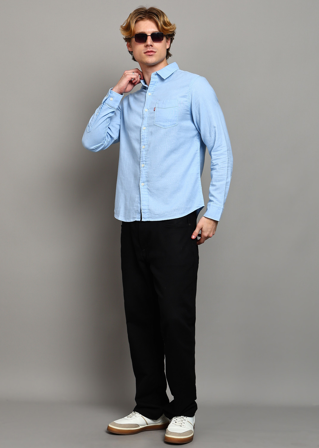 Image of LEVI'S Men Solid Casual Blue Shirt