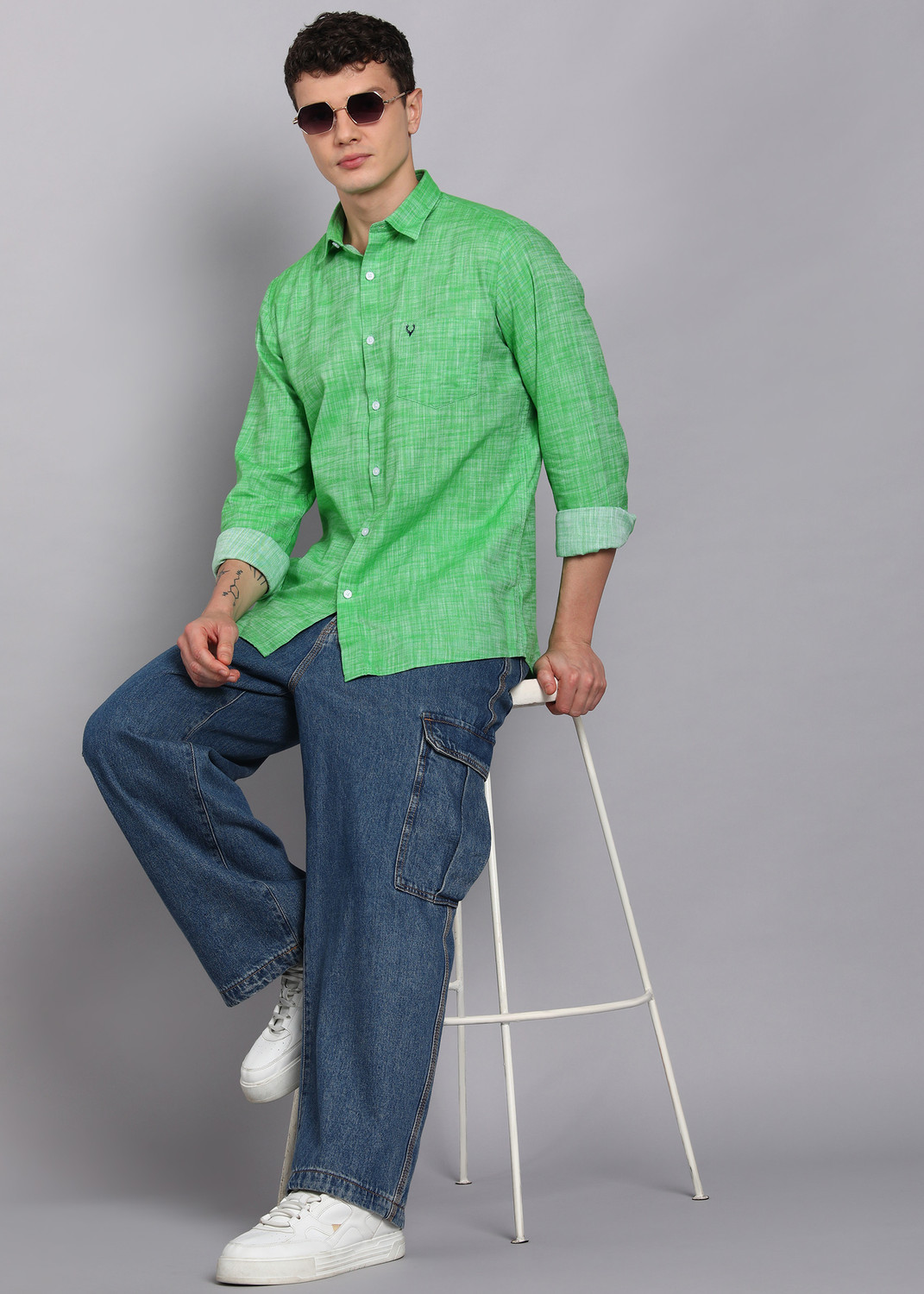 Image of Allen Solly Men Solid Casual Green Shirt