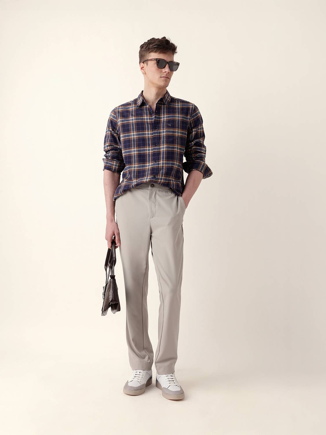 THE BEAR HOUSE Men Checkered Casual Blue Shirt - Image 4