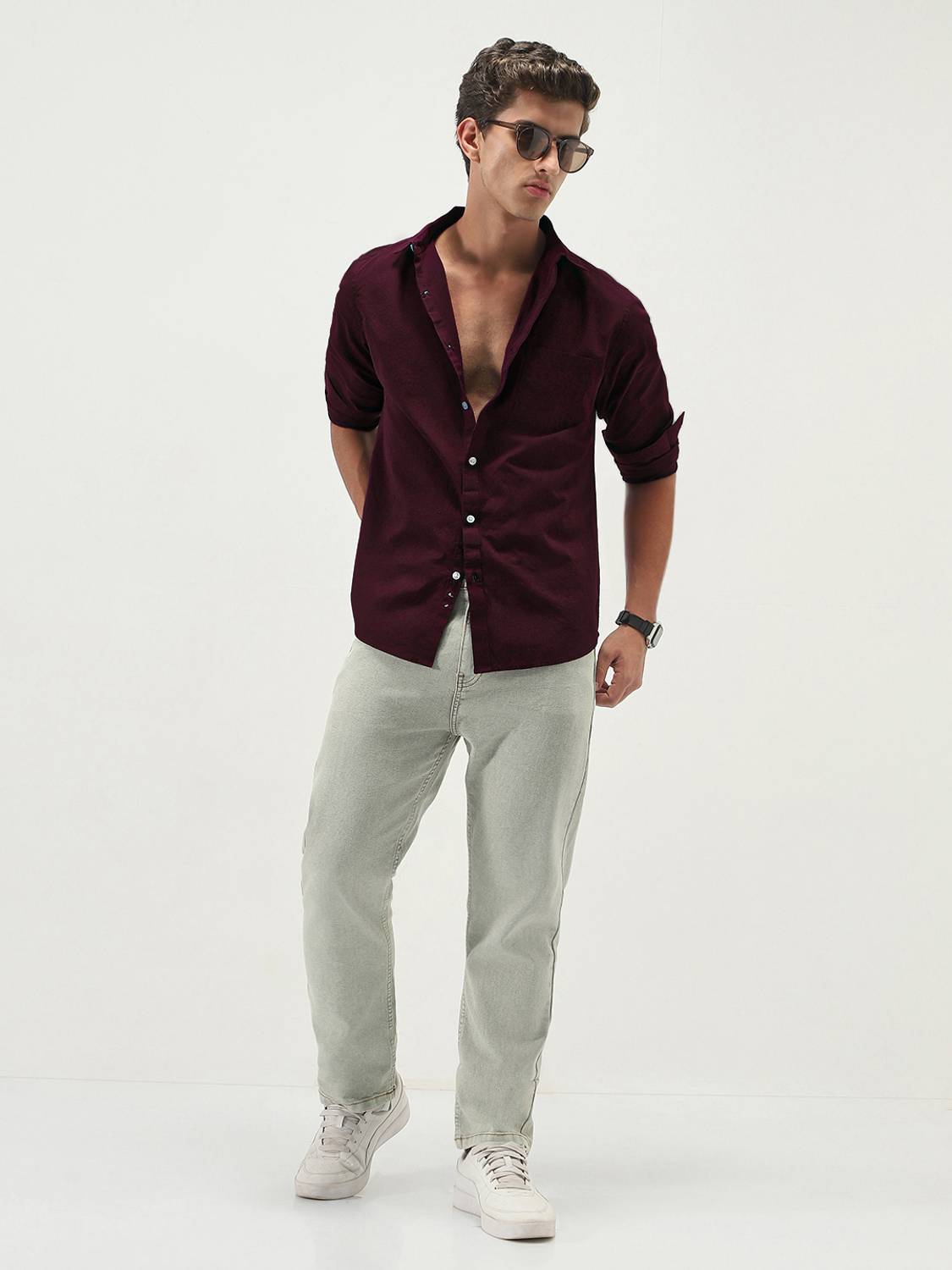 Urbano Men Solid Casual Maroon Shirt - Image 4