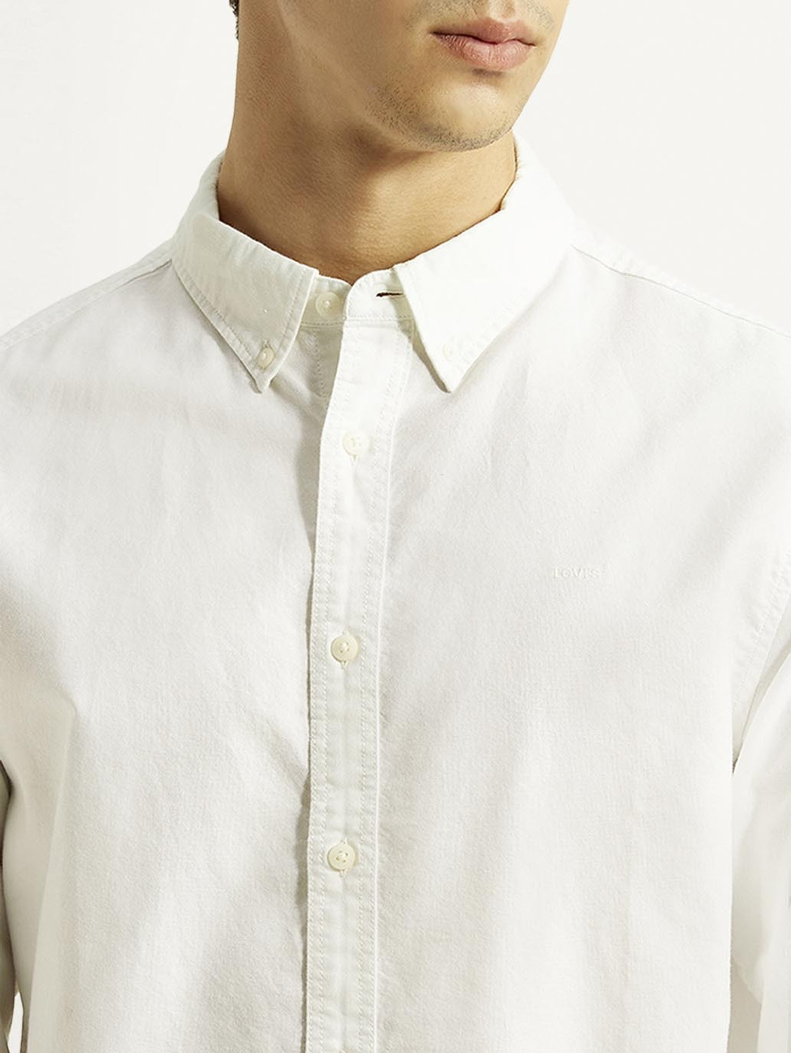 Image of LEVI'S Men Solid Casual White Shirt