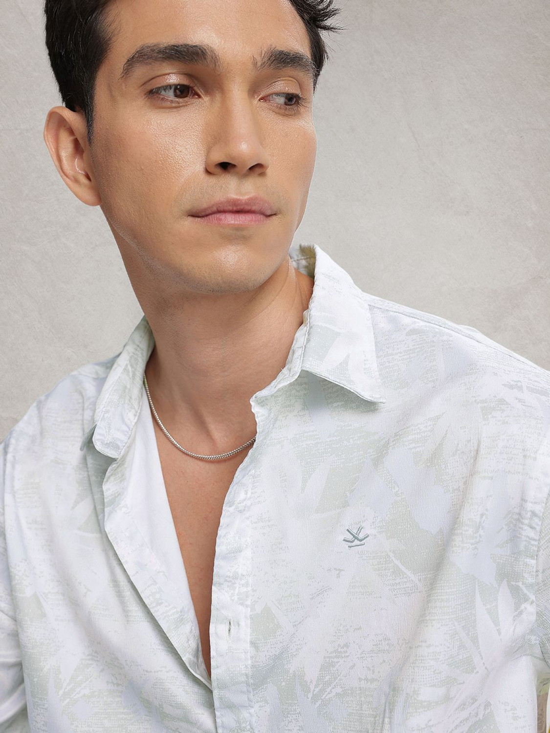 Image of WROGN Men Printed Casual Green Shirt