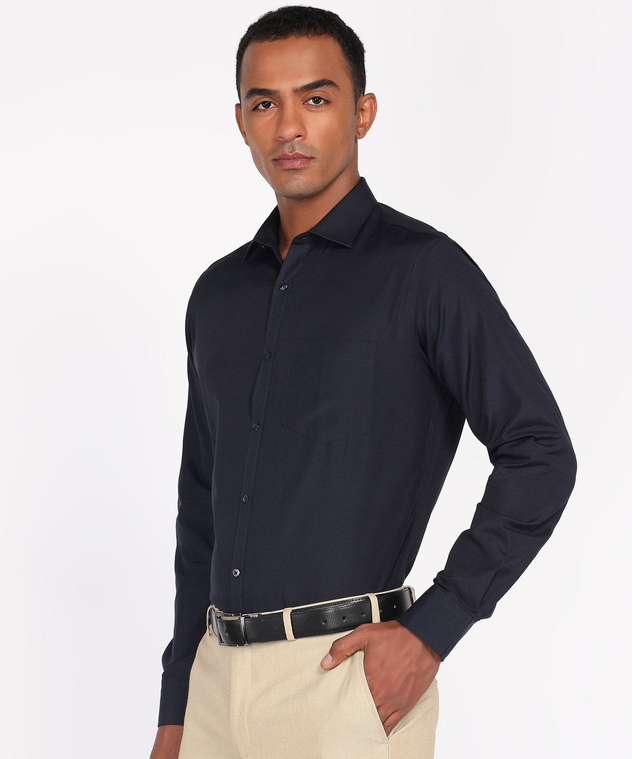 Image of PARK AVENUE Men Slim Fit Solid Cut Away Collar Formal Shirt