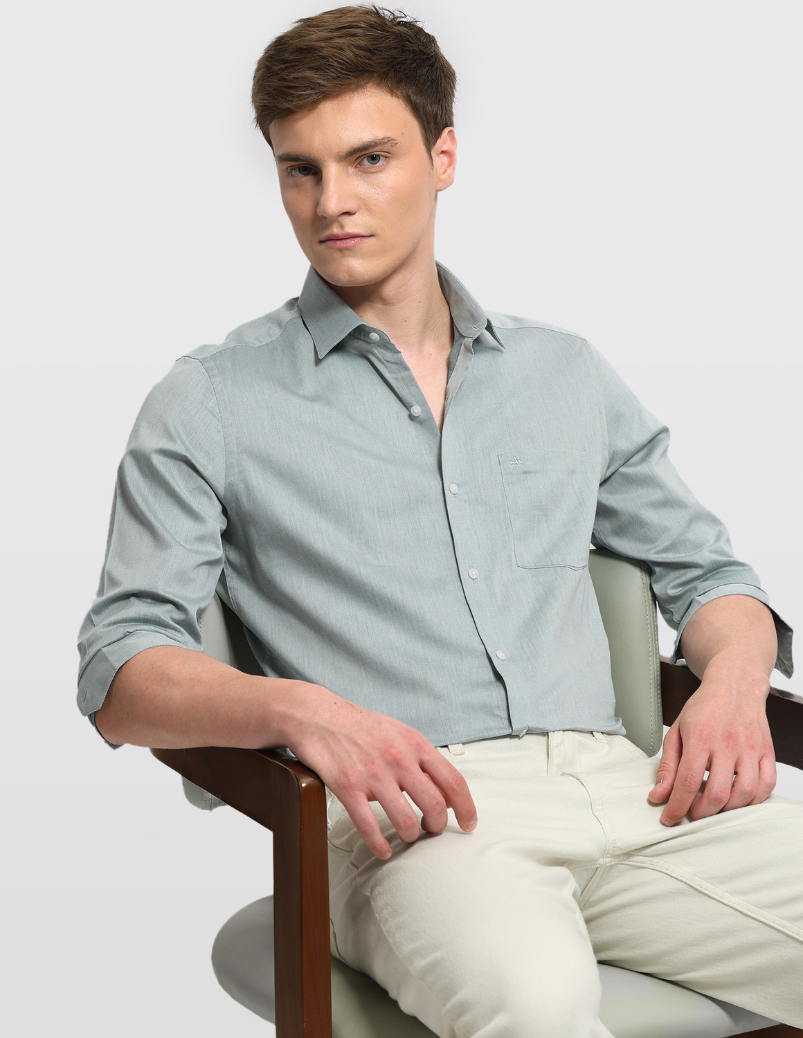 Image of ARROW Men Slim Fit Solid Spread Collar Casual Shirt
