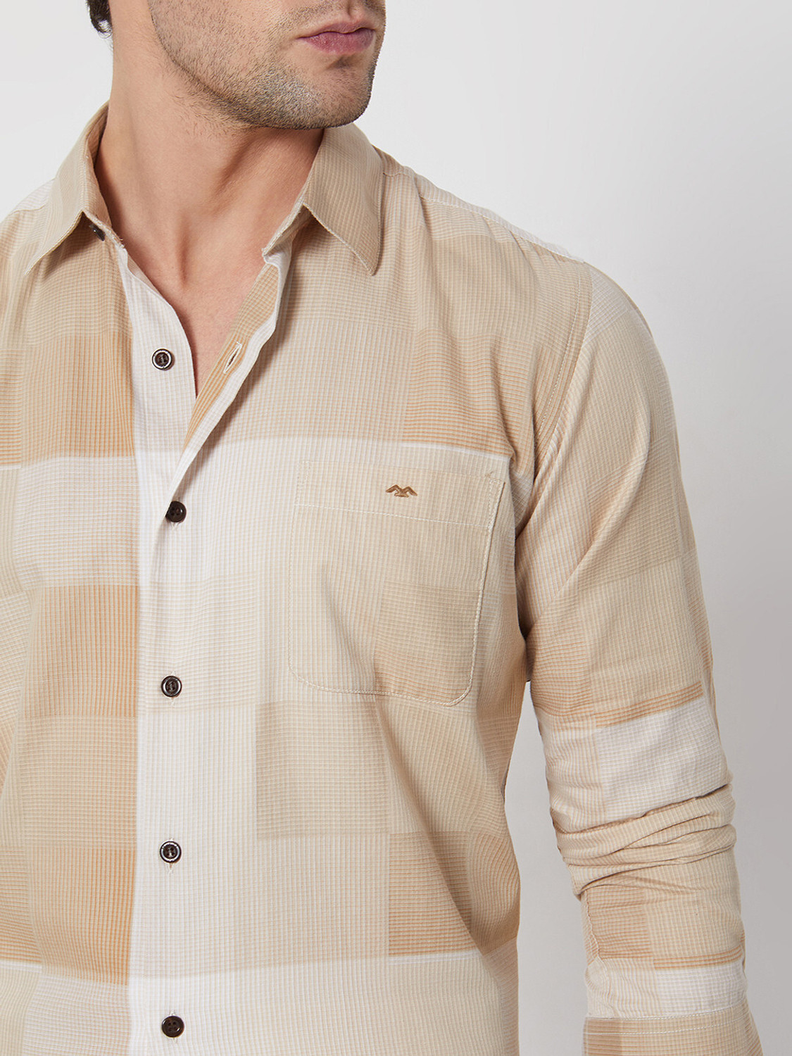 Image of MUFTI Men Checkered Casual White, Beige Shirt