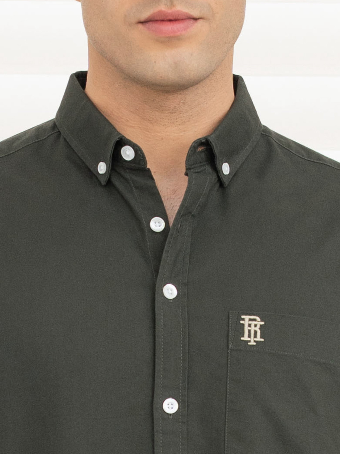 Image of RED TAPE Men Solid Casual Green Shirt