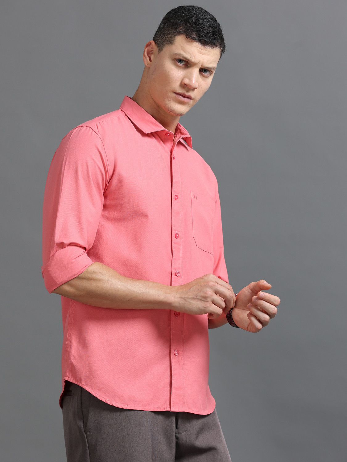 Image of Tom Mackler Men Solid Casual Pink Shirt