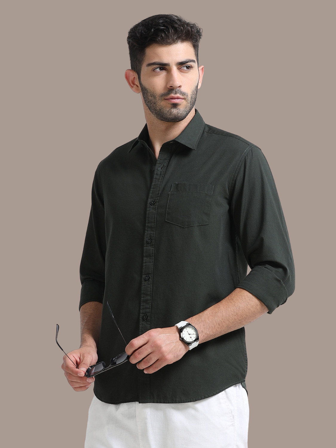 Image of UNSEEN Men Solid Casual Green Shirt