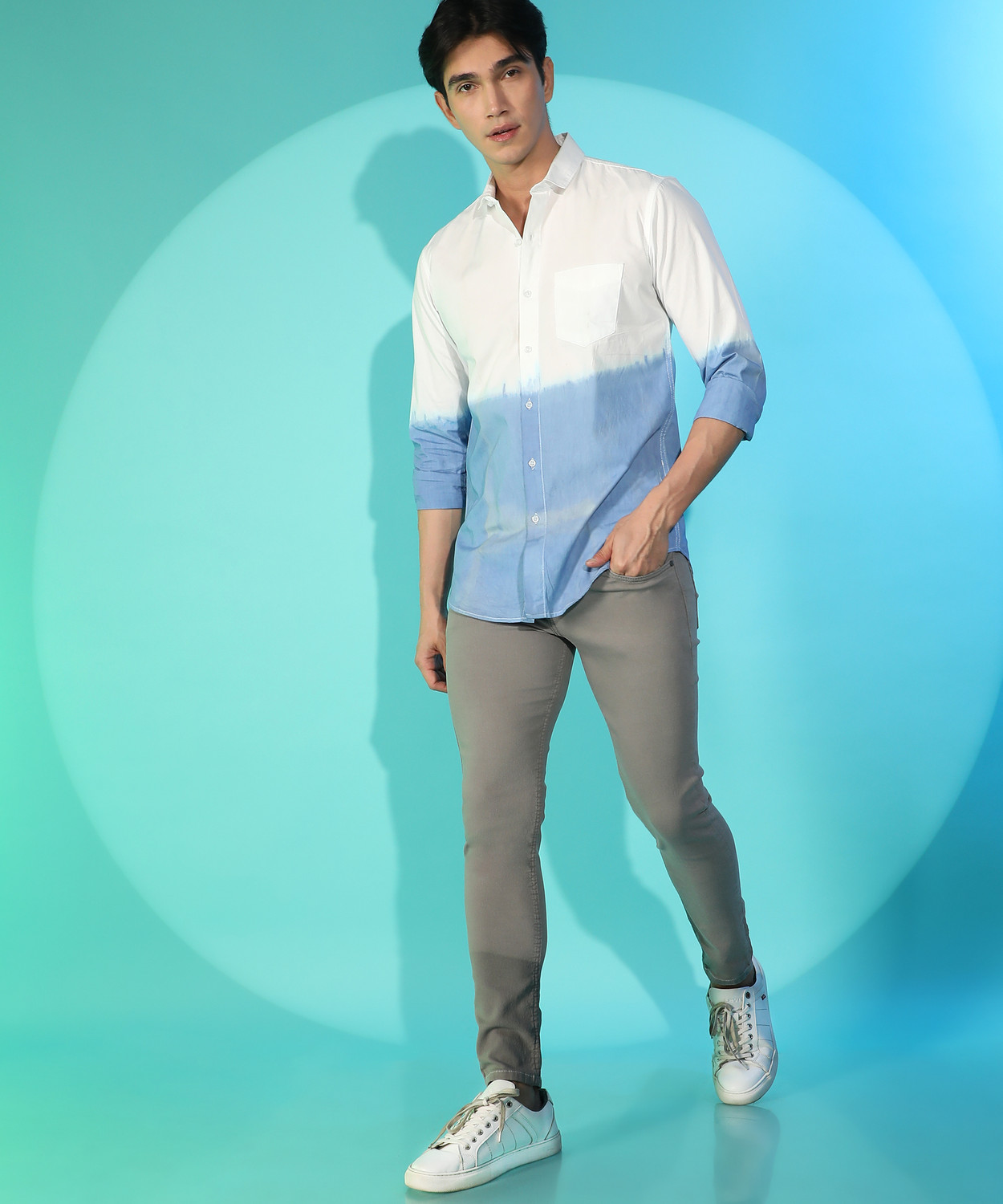 Image of CAMPUS SUTRA Men Dyed /Ombre Casual White Shirt