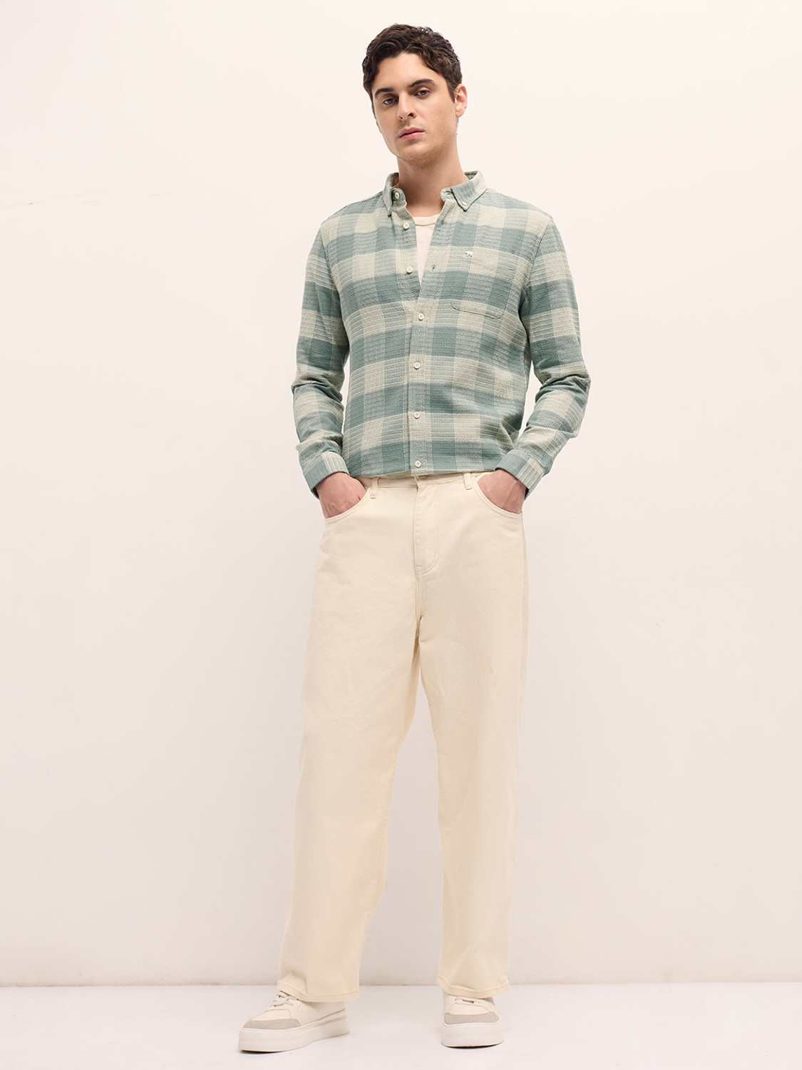 Image of THE BEAR HOUSE Men Checkered Casual Green Shirt