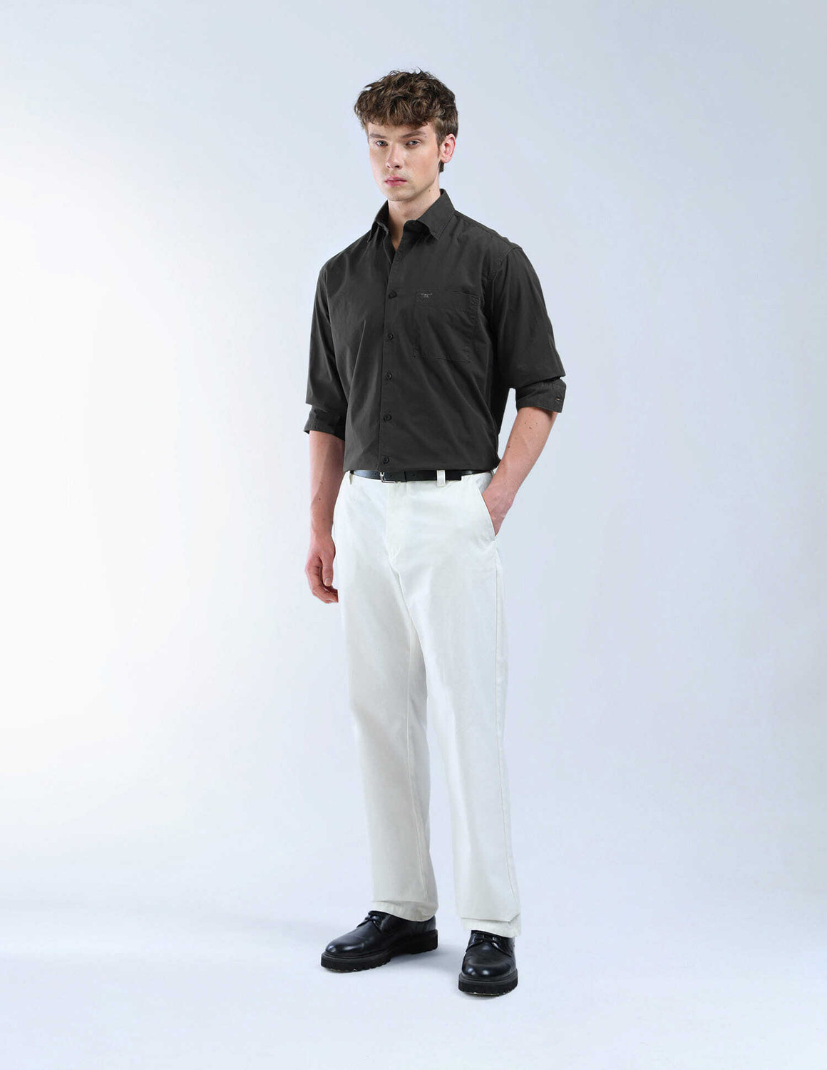 Image of FLYING MACHINE Men Solid Casual Black Shirt