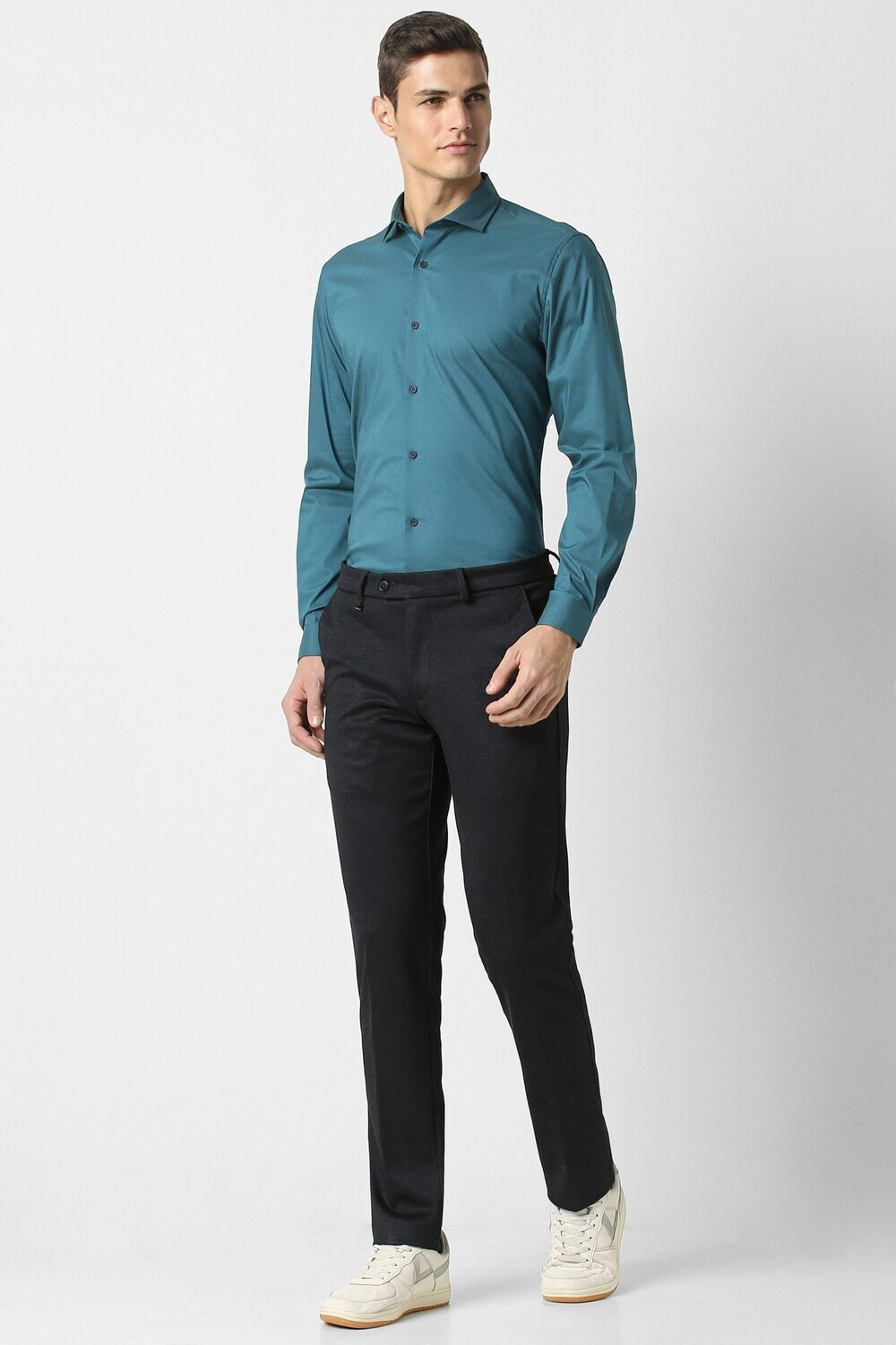 Image of PETER ENGLAND Men Solid Formal Blue Shirt