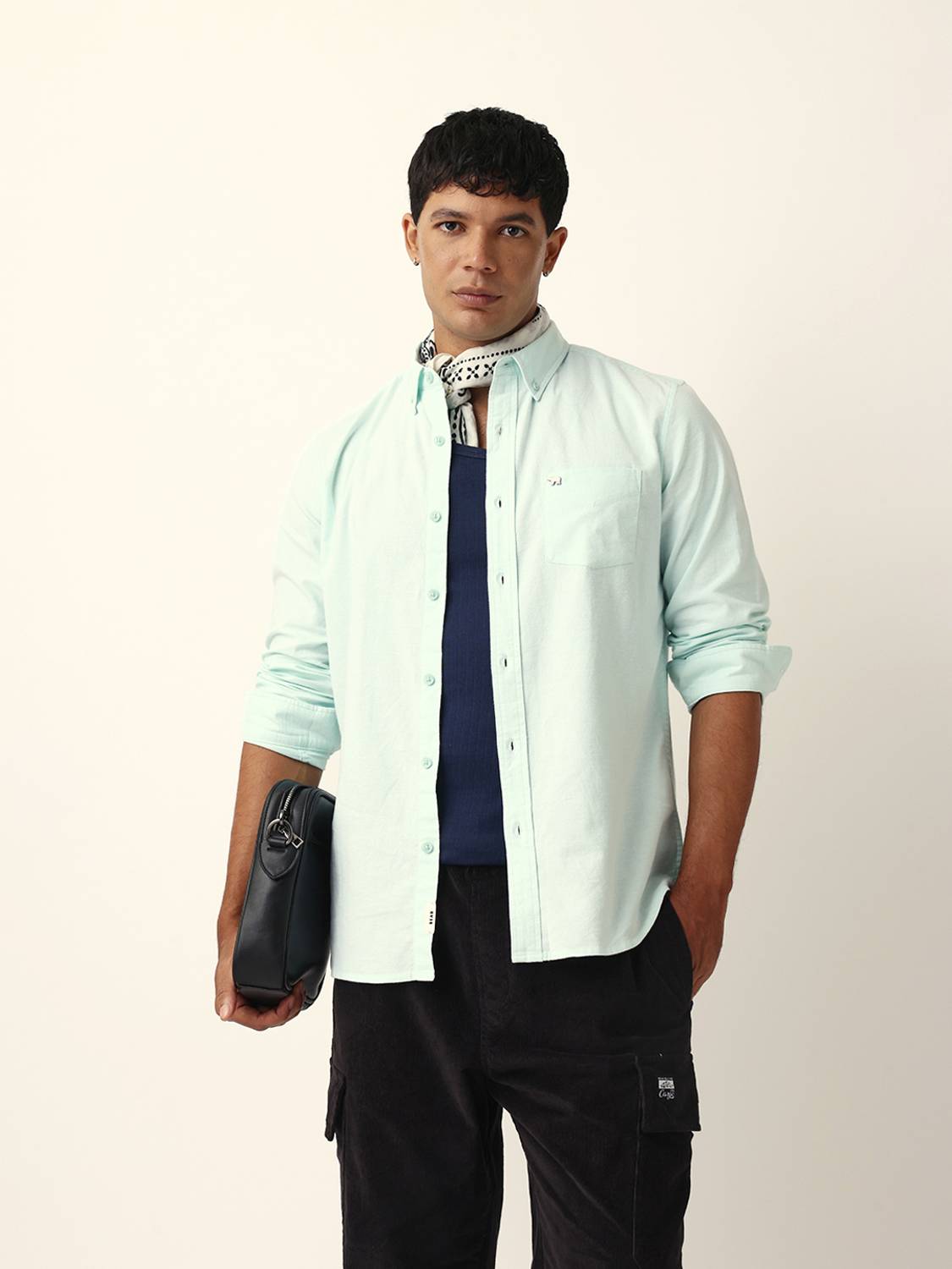THE BEAR HOUSE Men Solid Casual Light Green Shirt