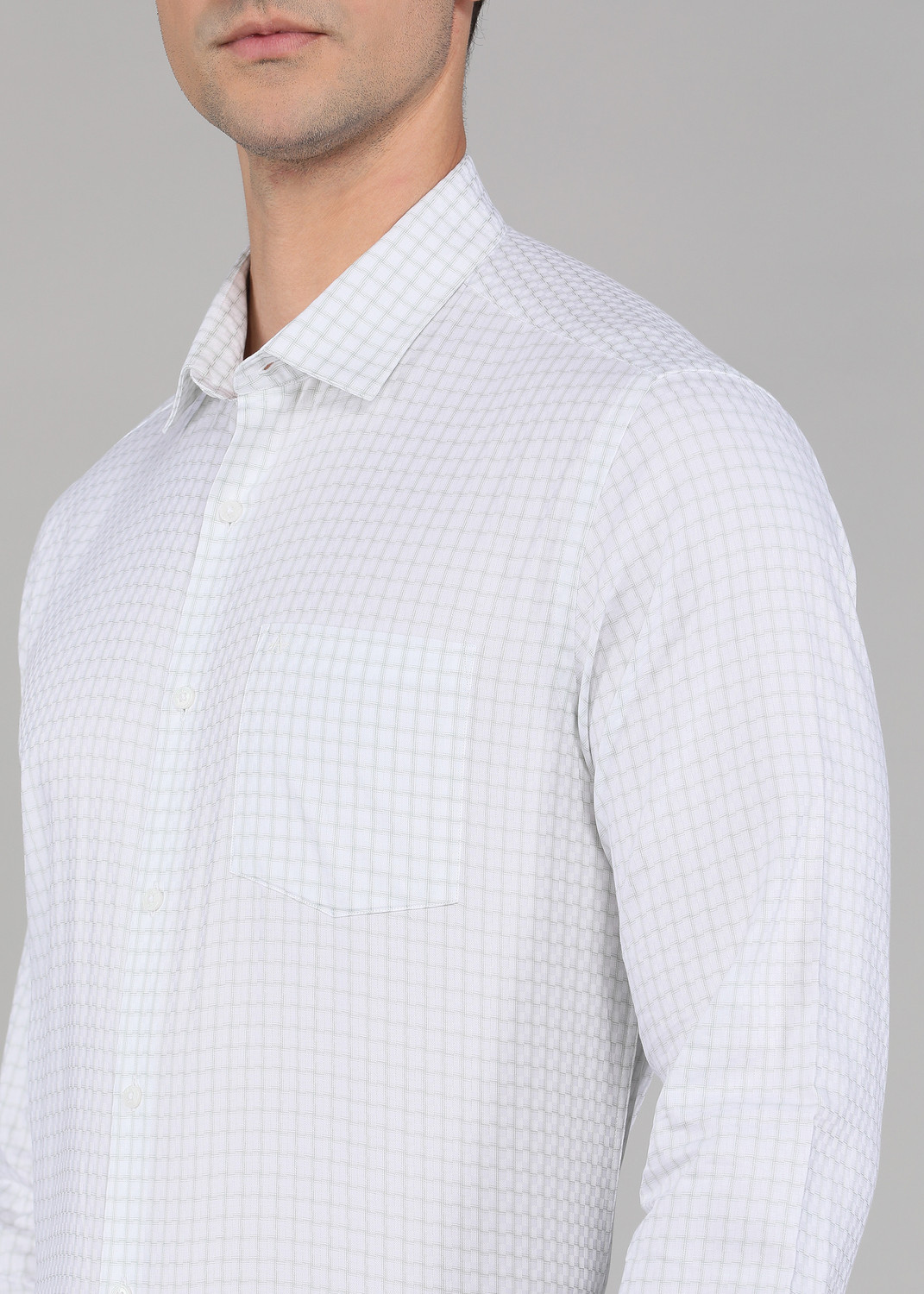 Image of ARROW Men Slim Fit Checkered Cut Away Collar Formal Shirt