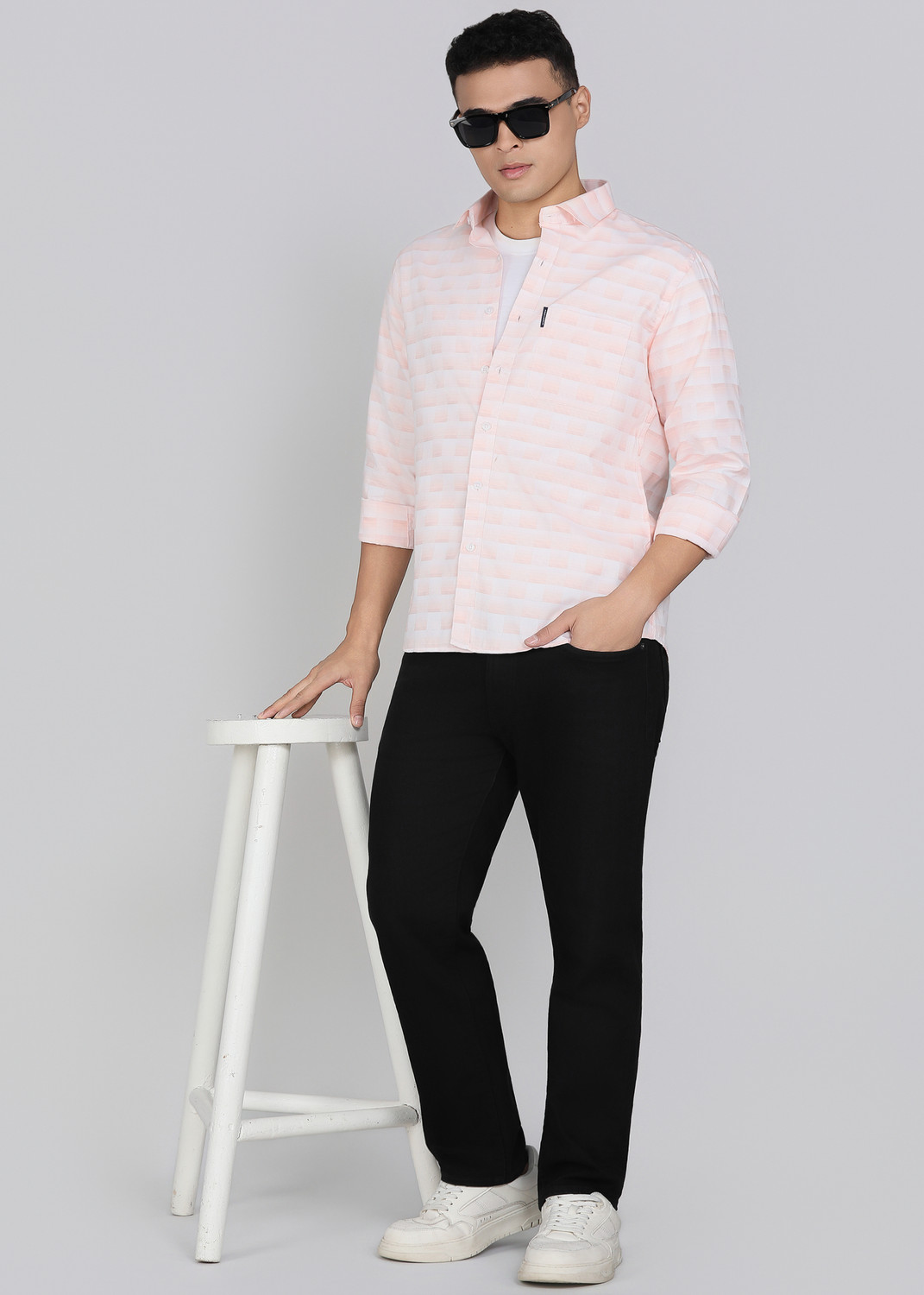Image of PROVOGUE Men Checkered Casual Pink Shirt