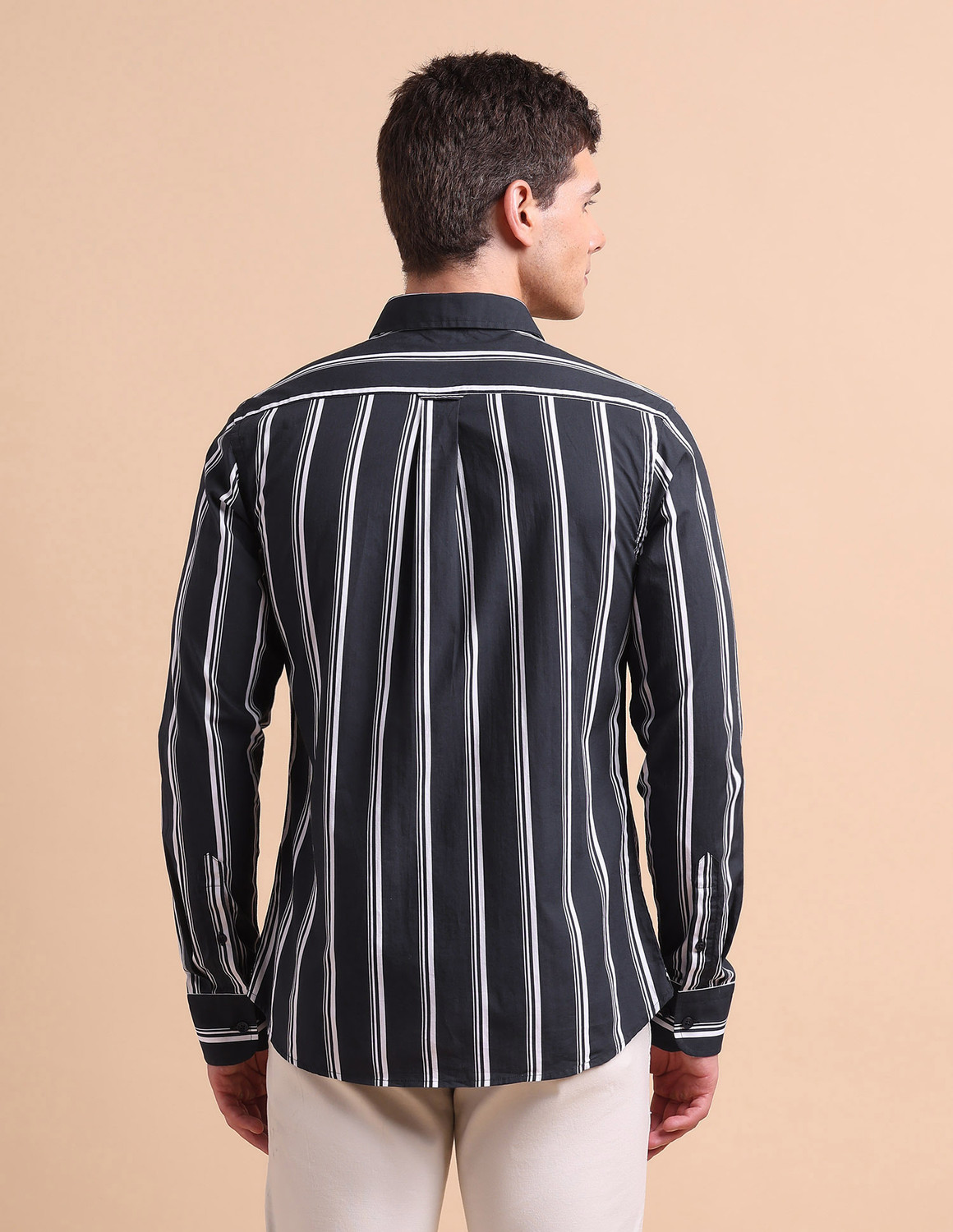 Image of U.S. POLO ASSN. Men Tailored Fit Striped Spread Collar Casual Shirt