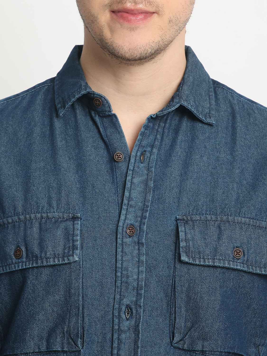 Image of Roadster Men Solid Casual Dark Green Shirt